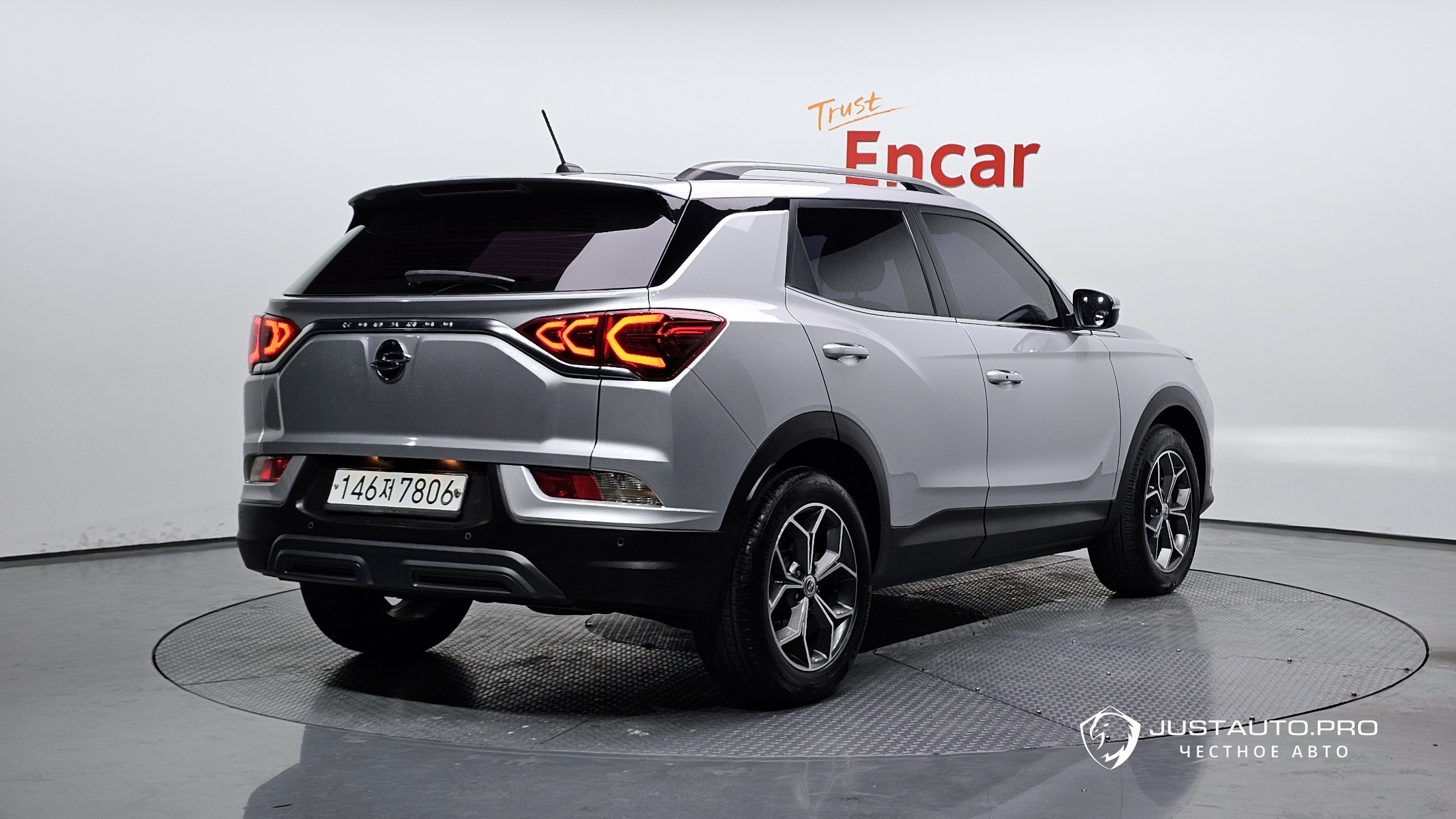 Автомобиль KG_Mobility_Ssangyong KORANDO