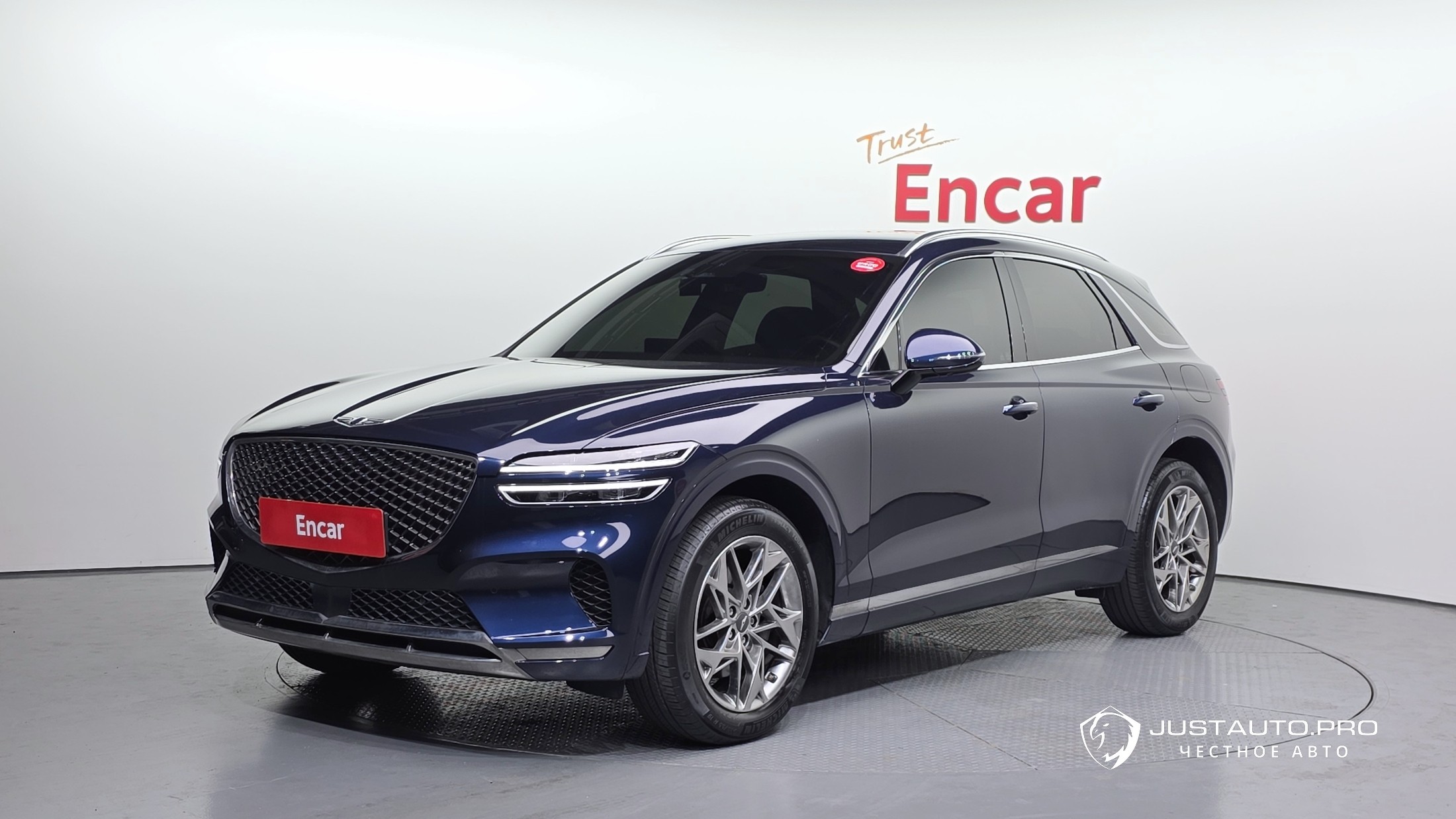 Автомобиль Genesis GV70