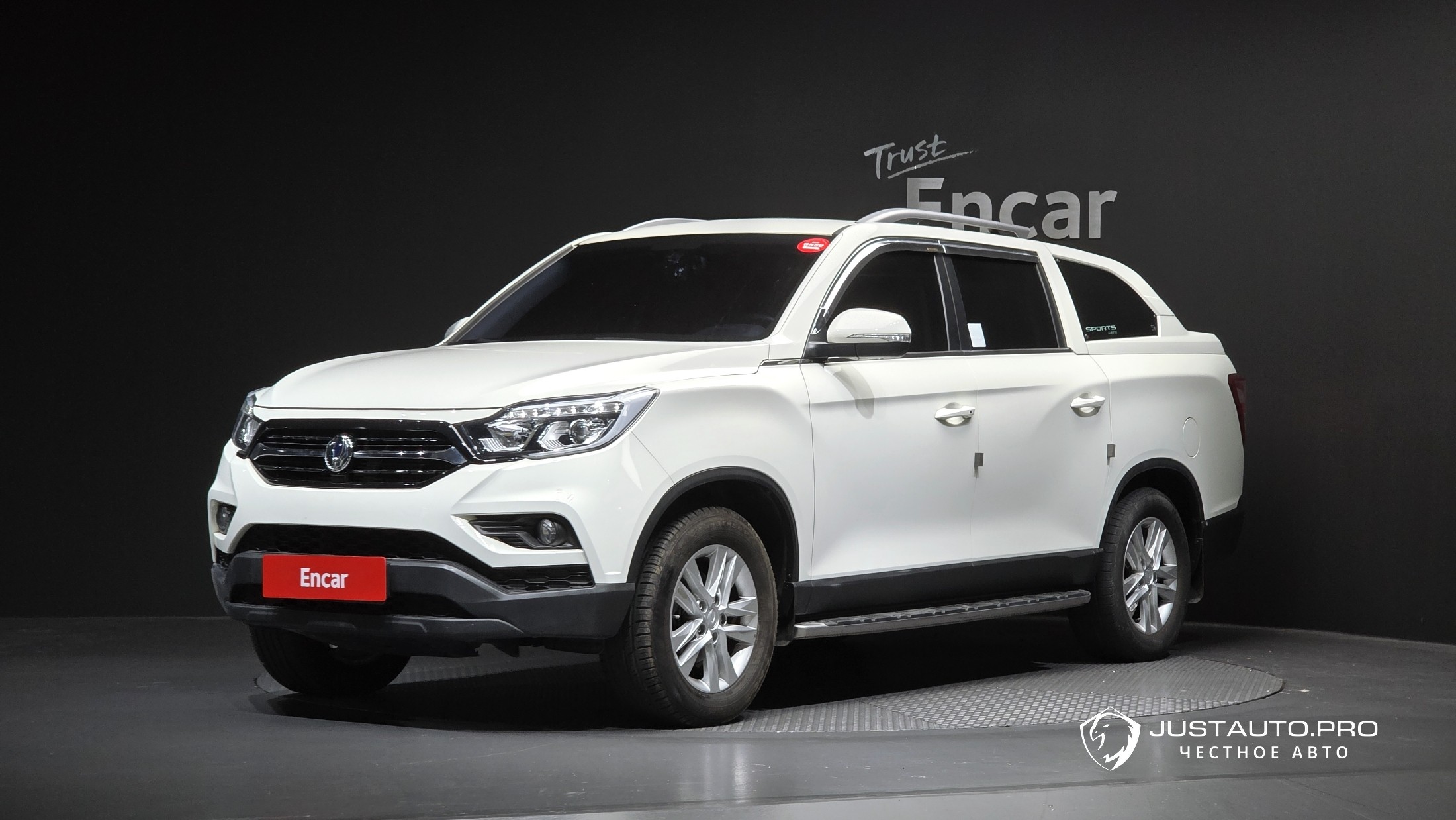 Автомобиль KG_Mobility_Ssangyong Rexton