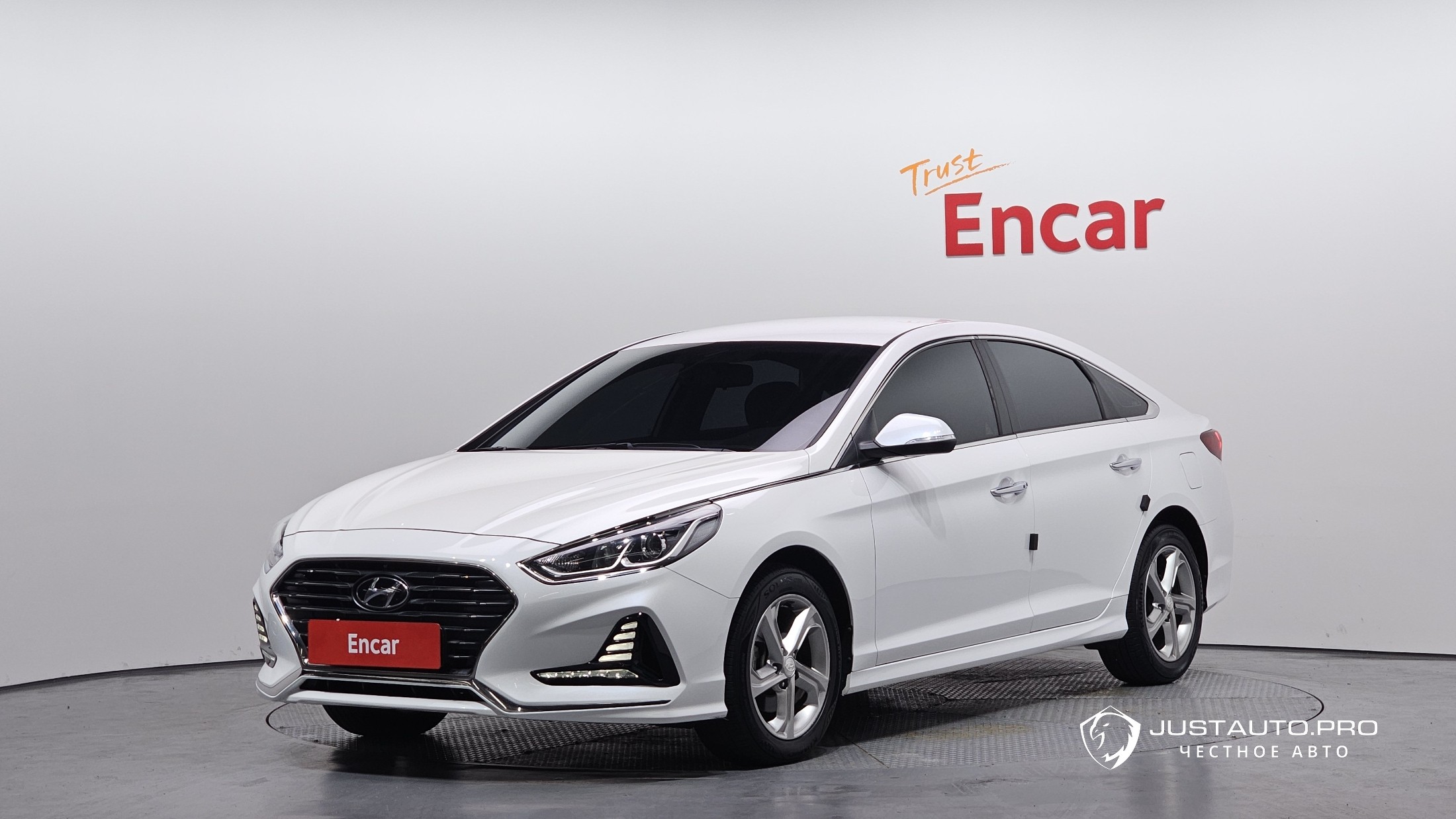 Автомобиль Hyundai Sonata