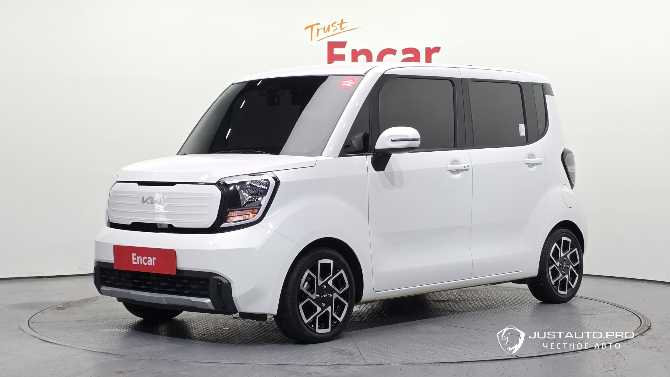Автомобиль Kia RAY