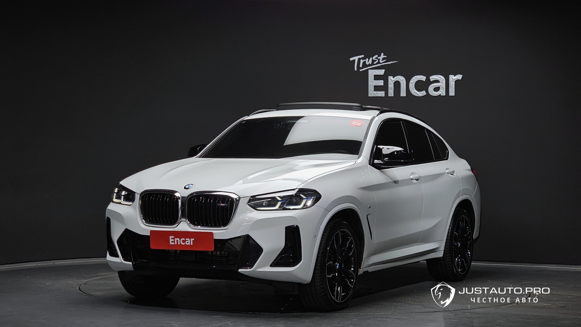 Автомобиль BMW X4