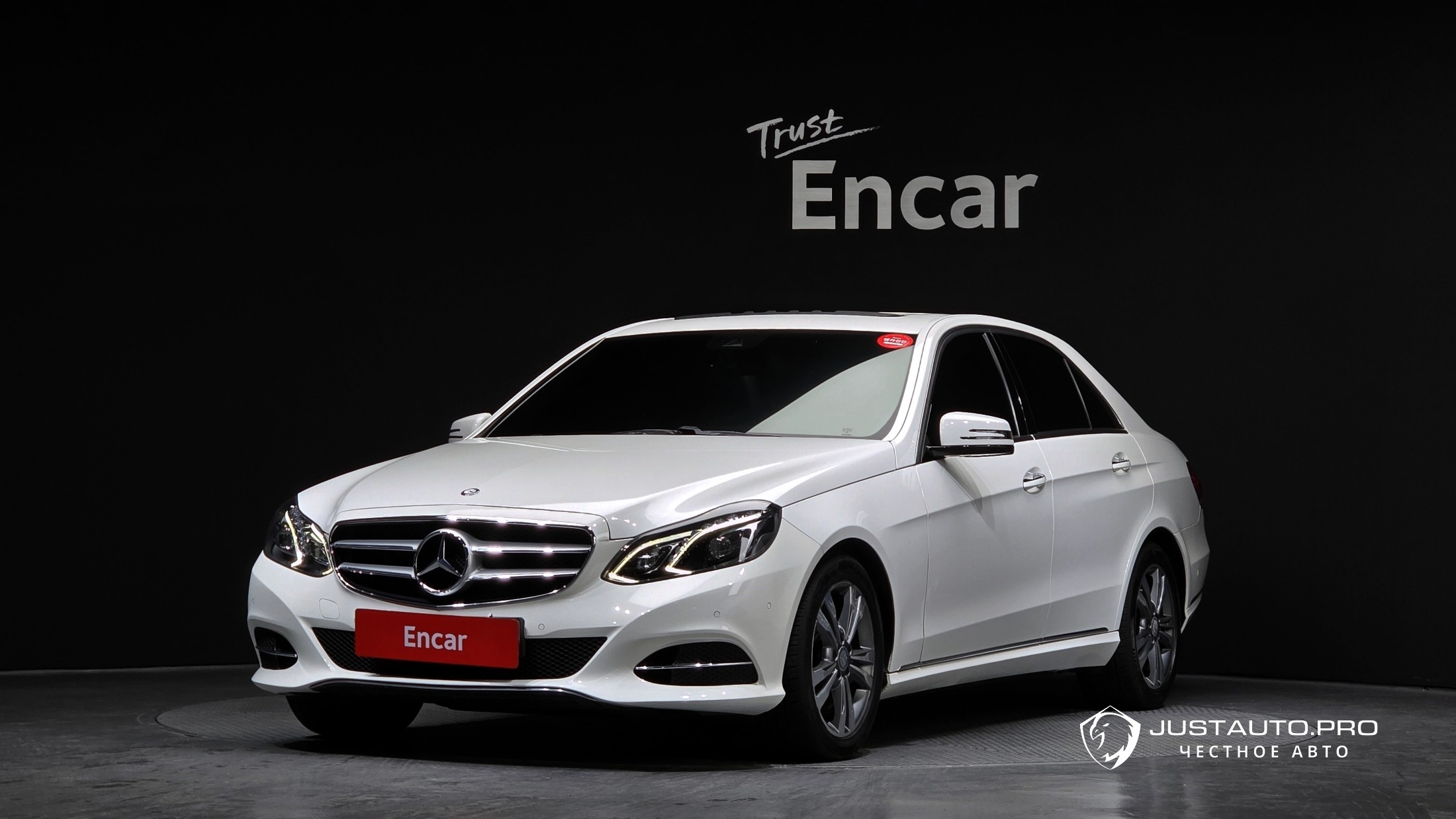 Автомобиль Mercedes-Benz E-Class