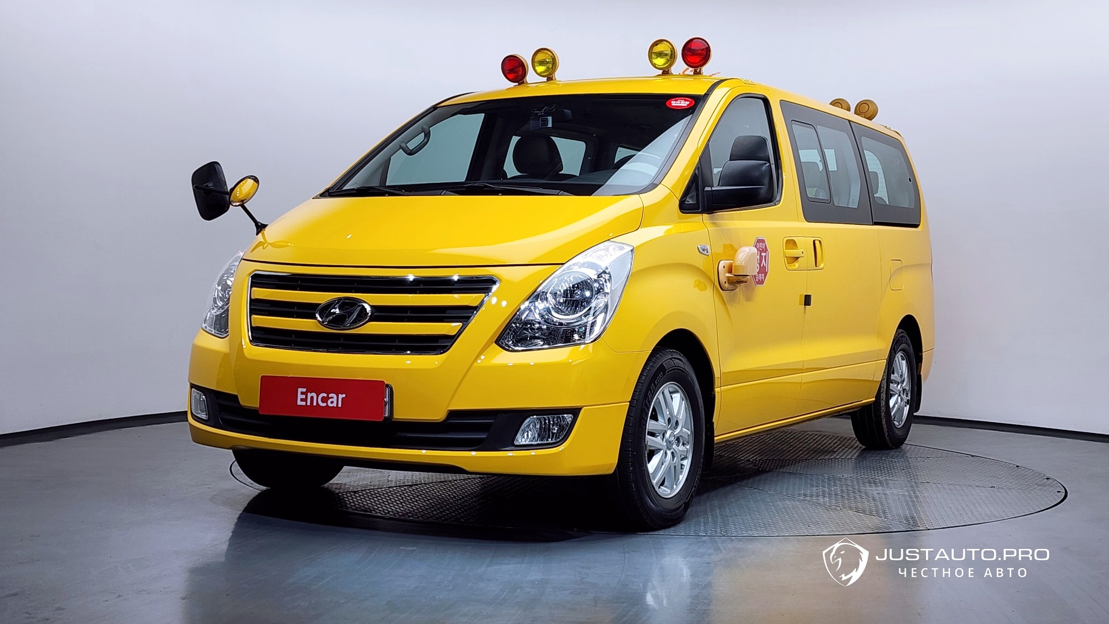 Автомобиль Hyundai Starex