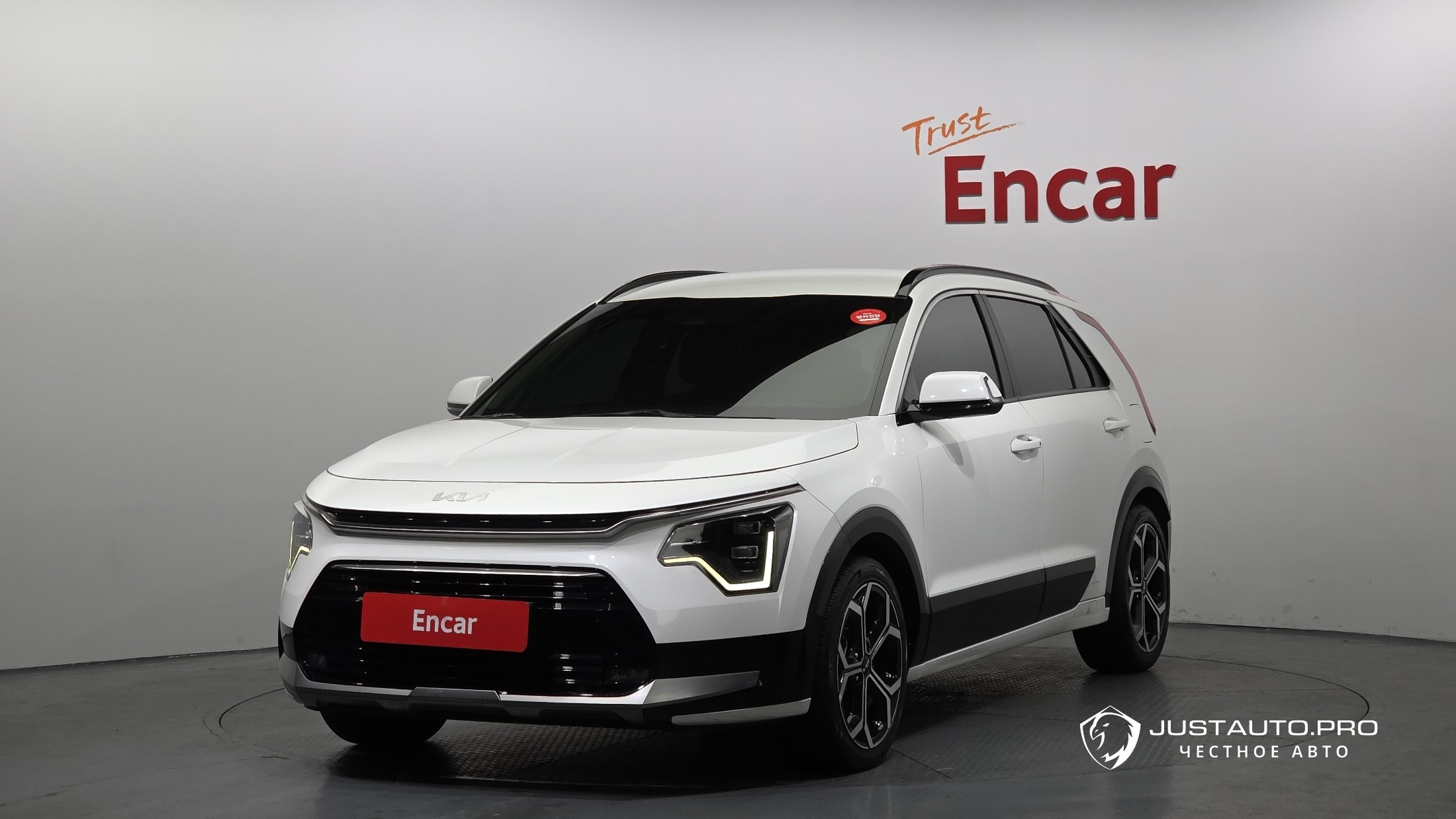 Автомобиль Kia Niro