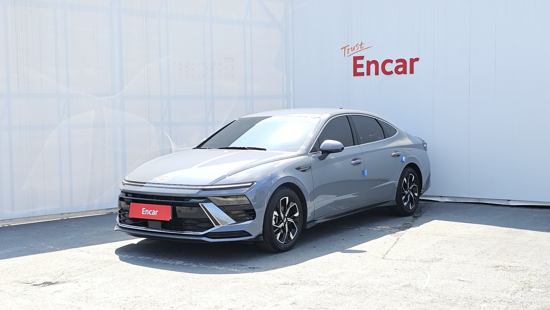 Автомобиль Hyundai Sonata