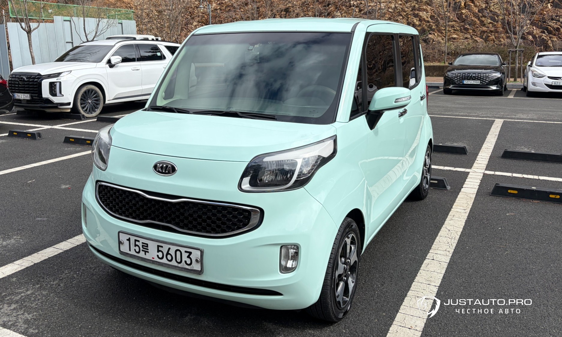 Автомобиль Kia RAY