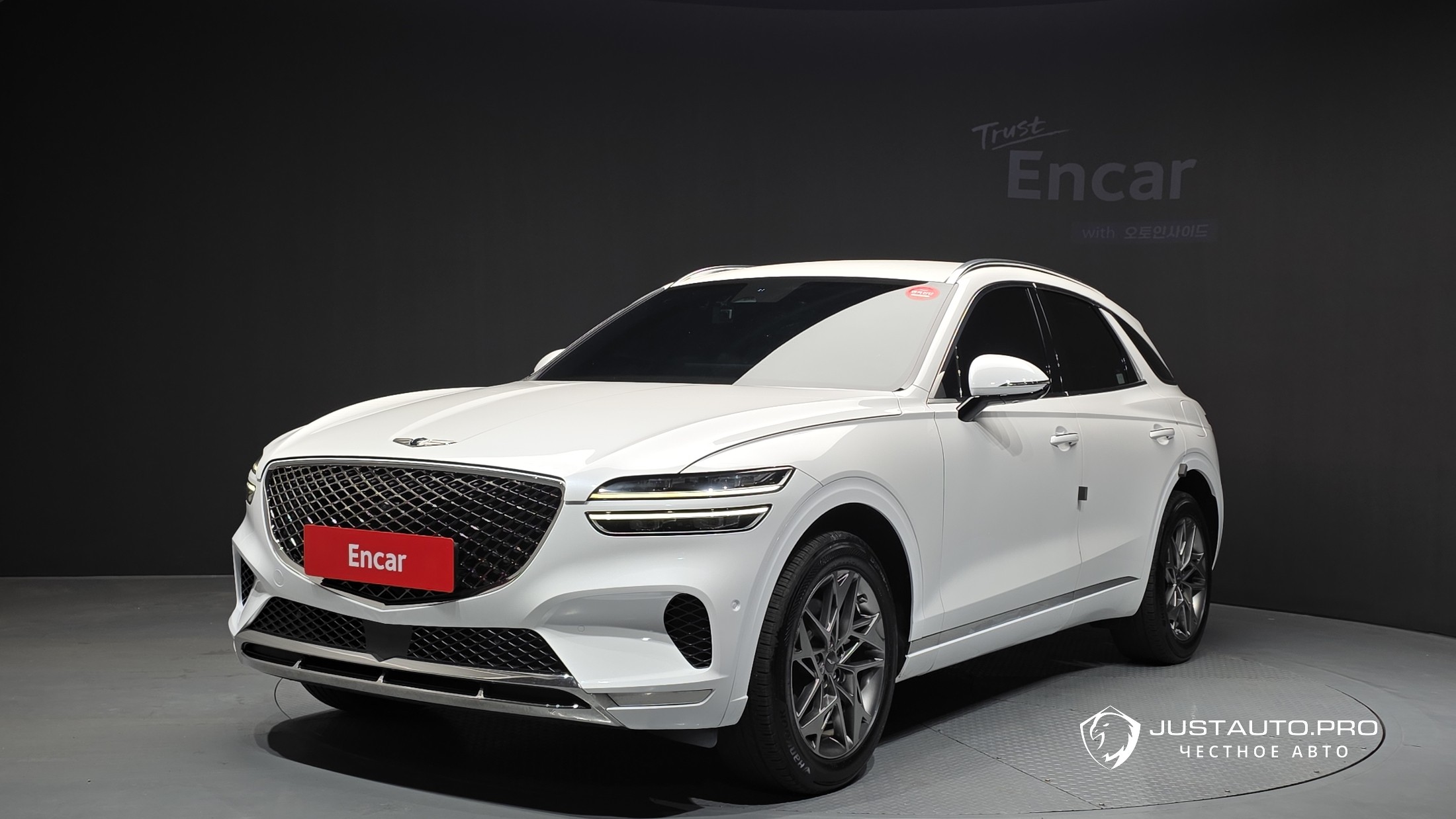 Автомобиль Genesis GV70