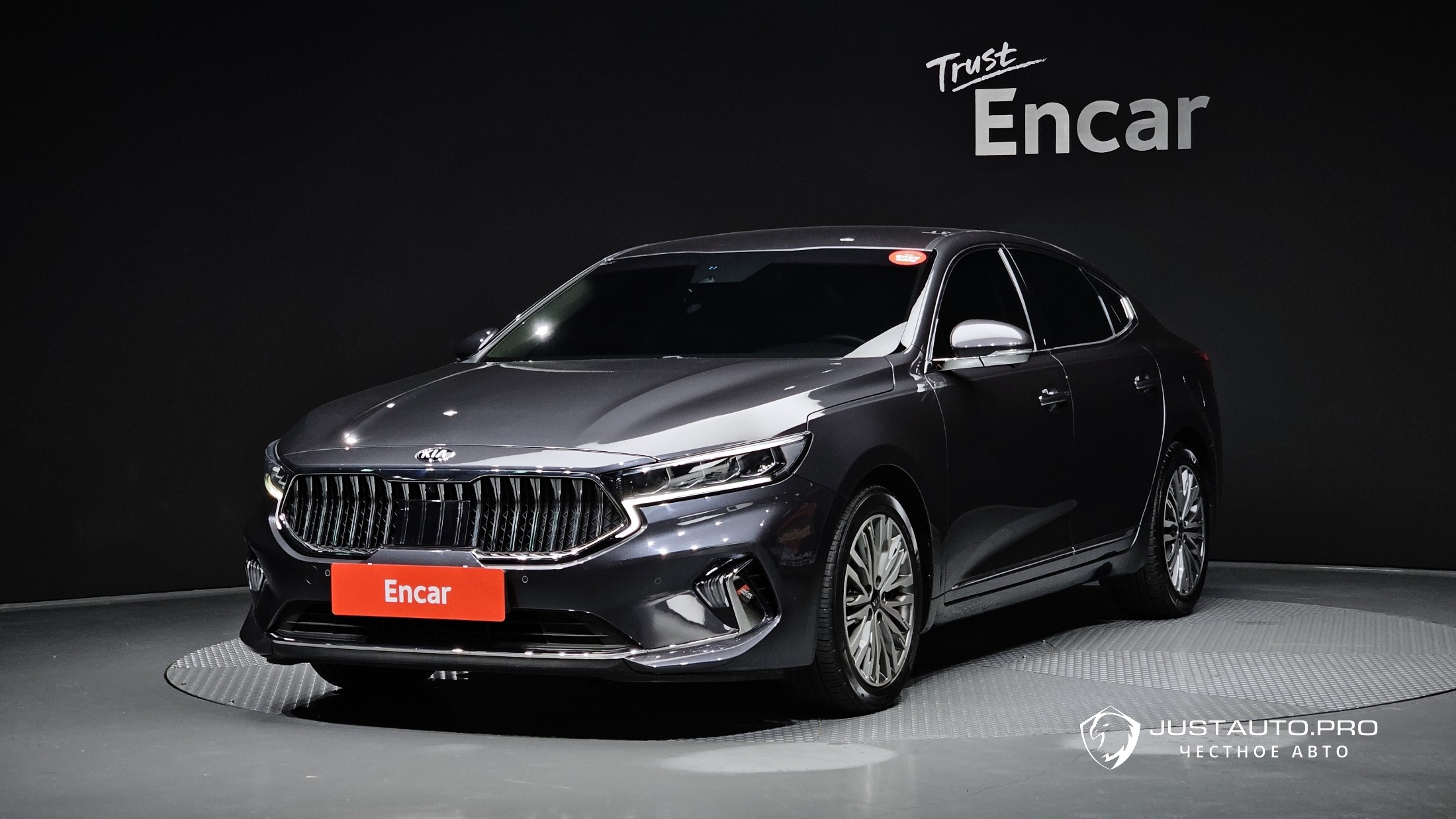 Автомобиль Kia K7