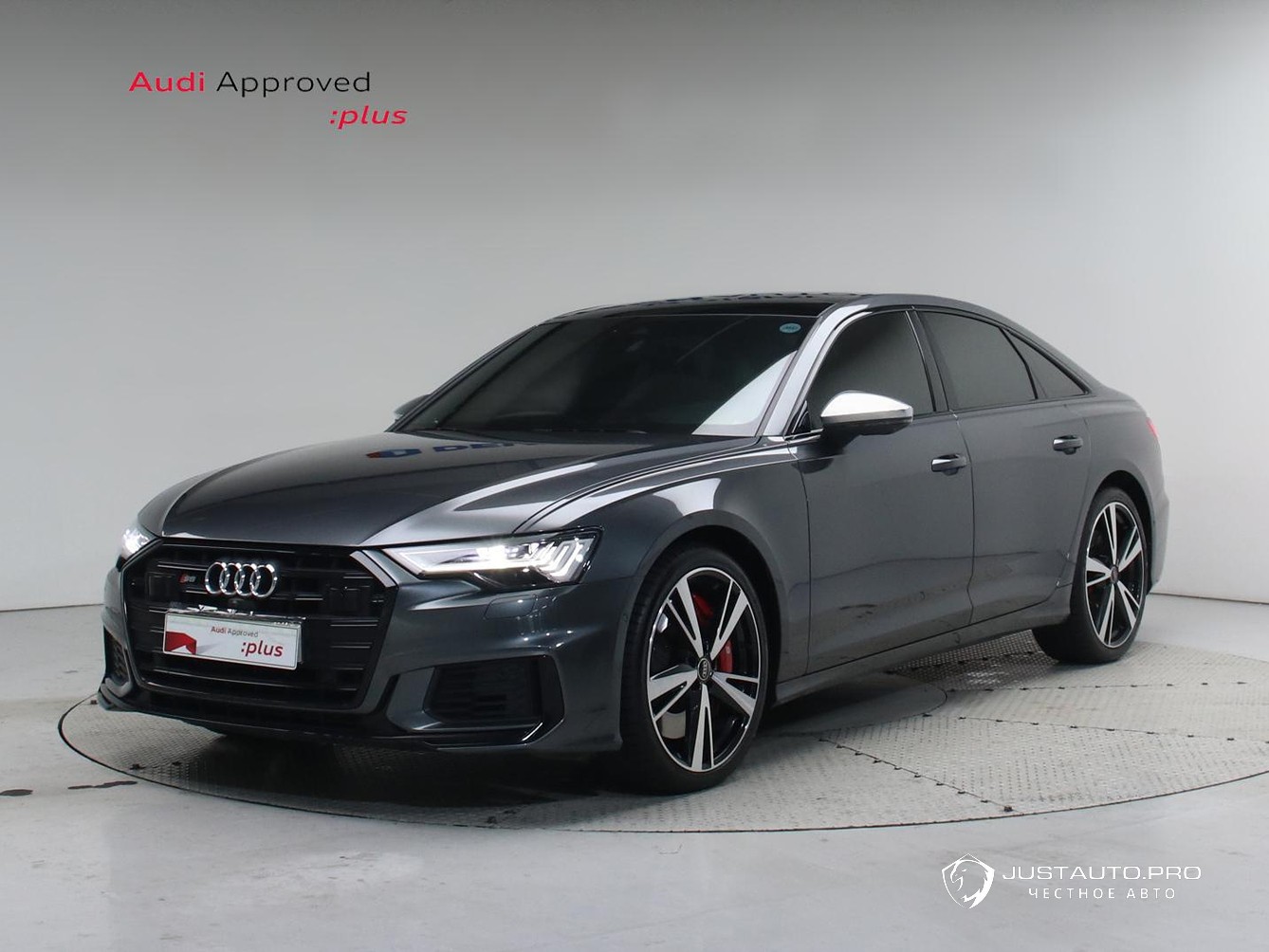 Автомобиль Audi S6