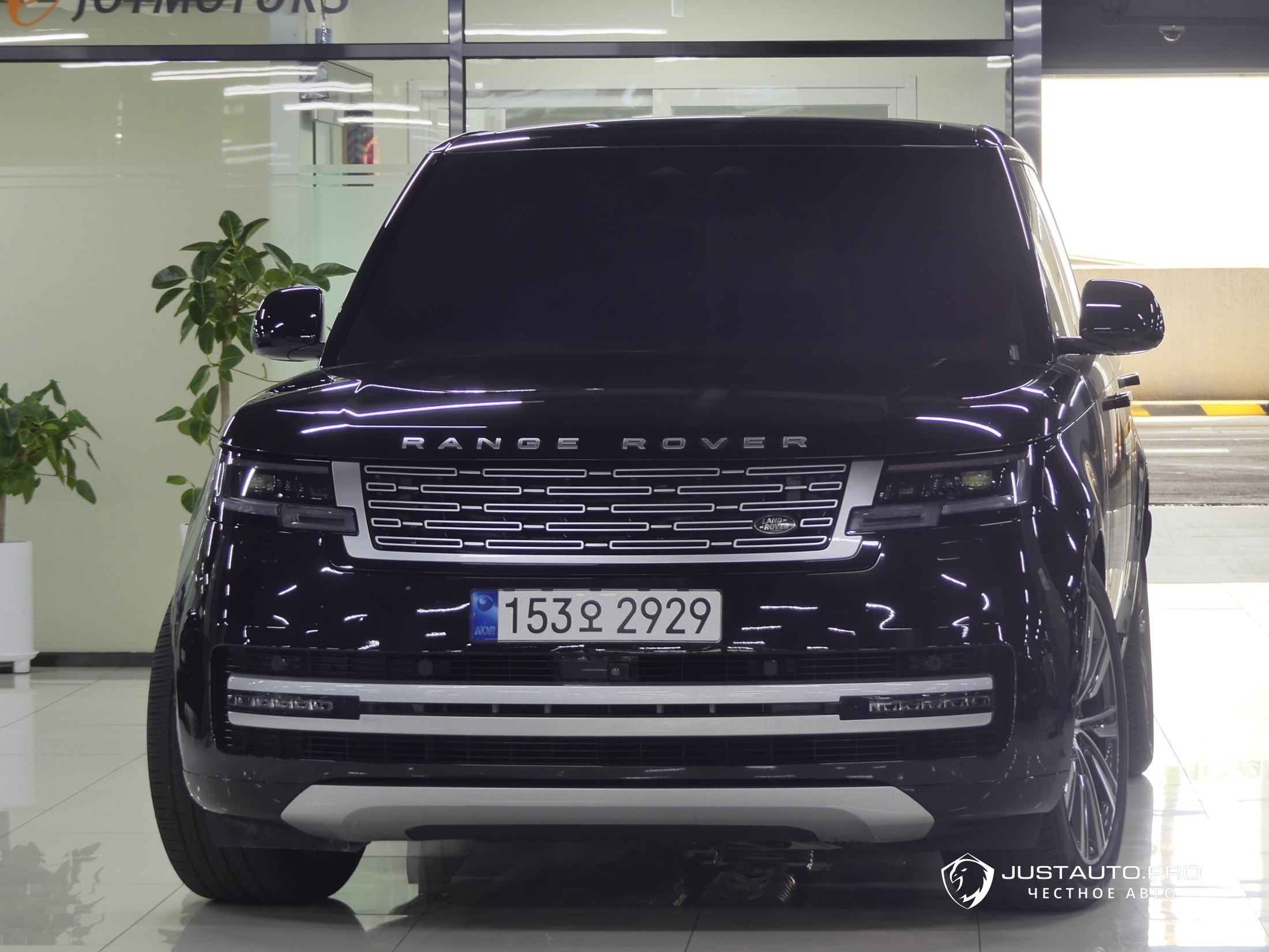 Автомобиль Land Rover Range Rover