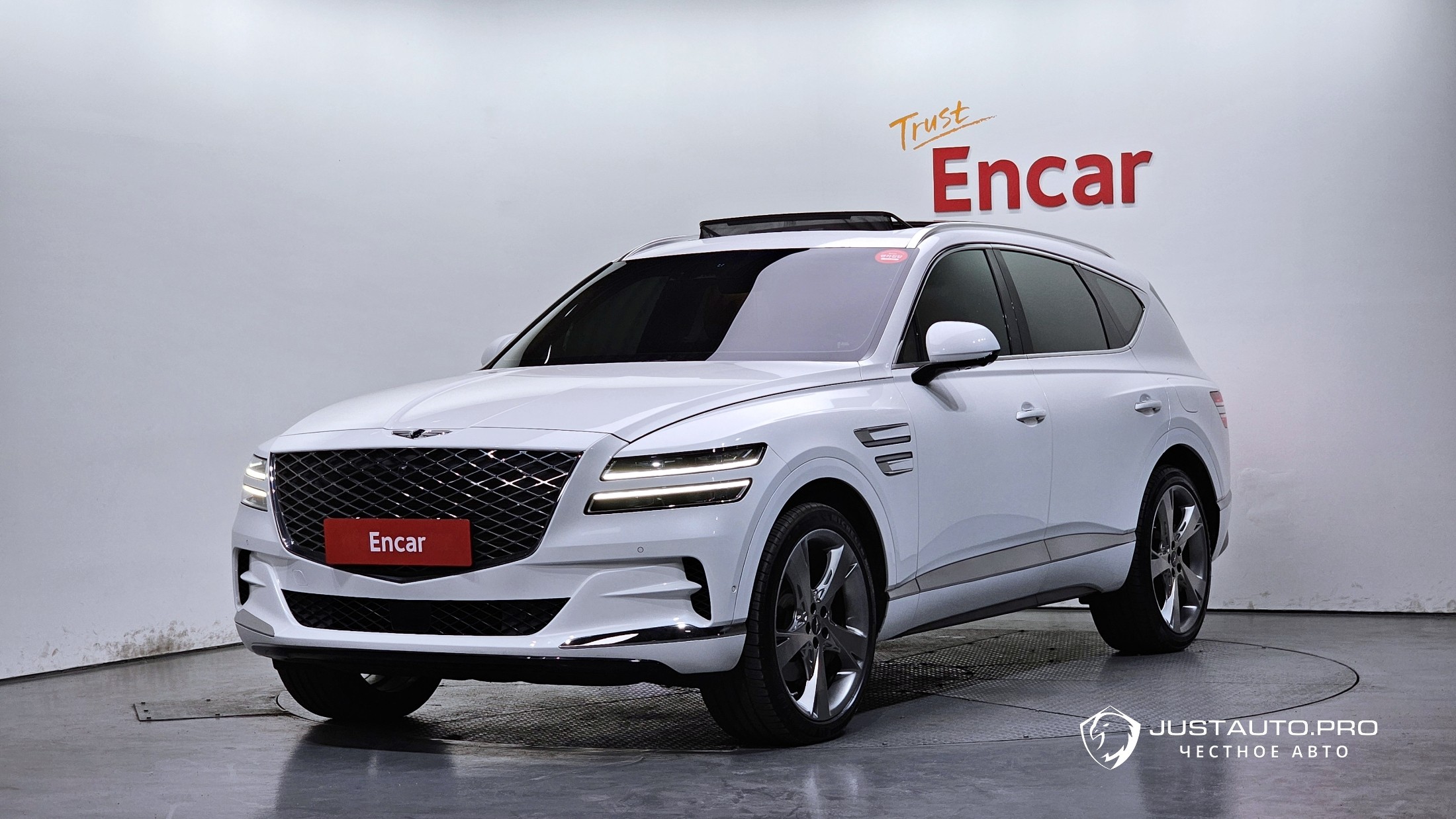 Автомобиль Genesis GV80