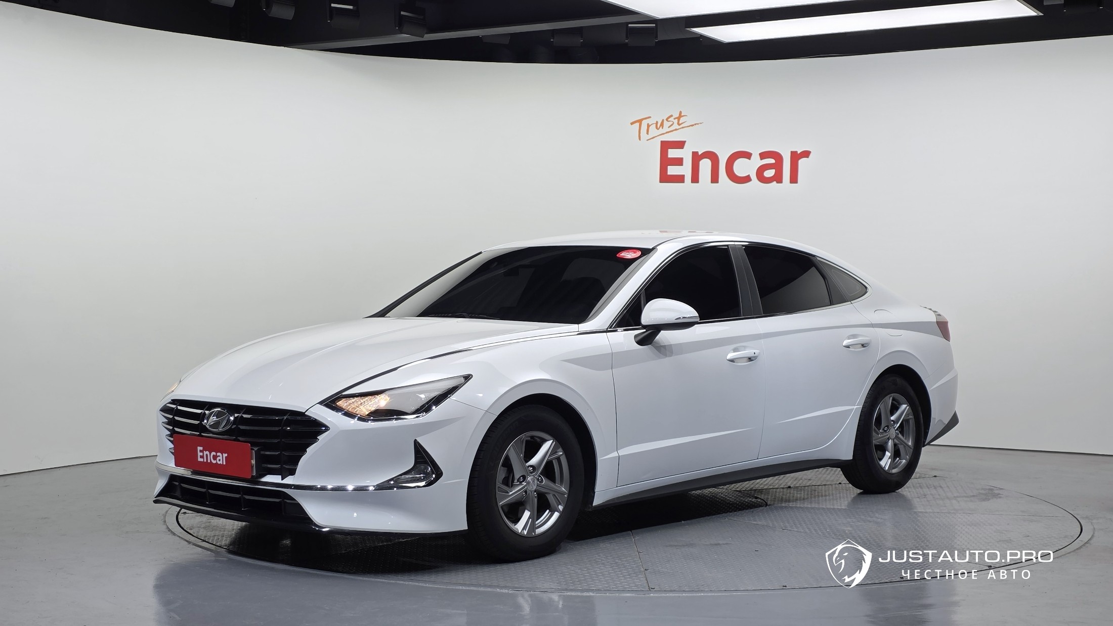 Автомобиль Hyundai Sonata