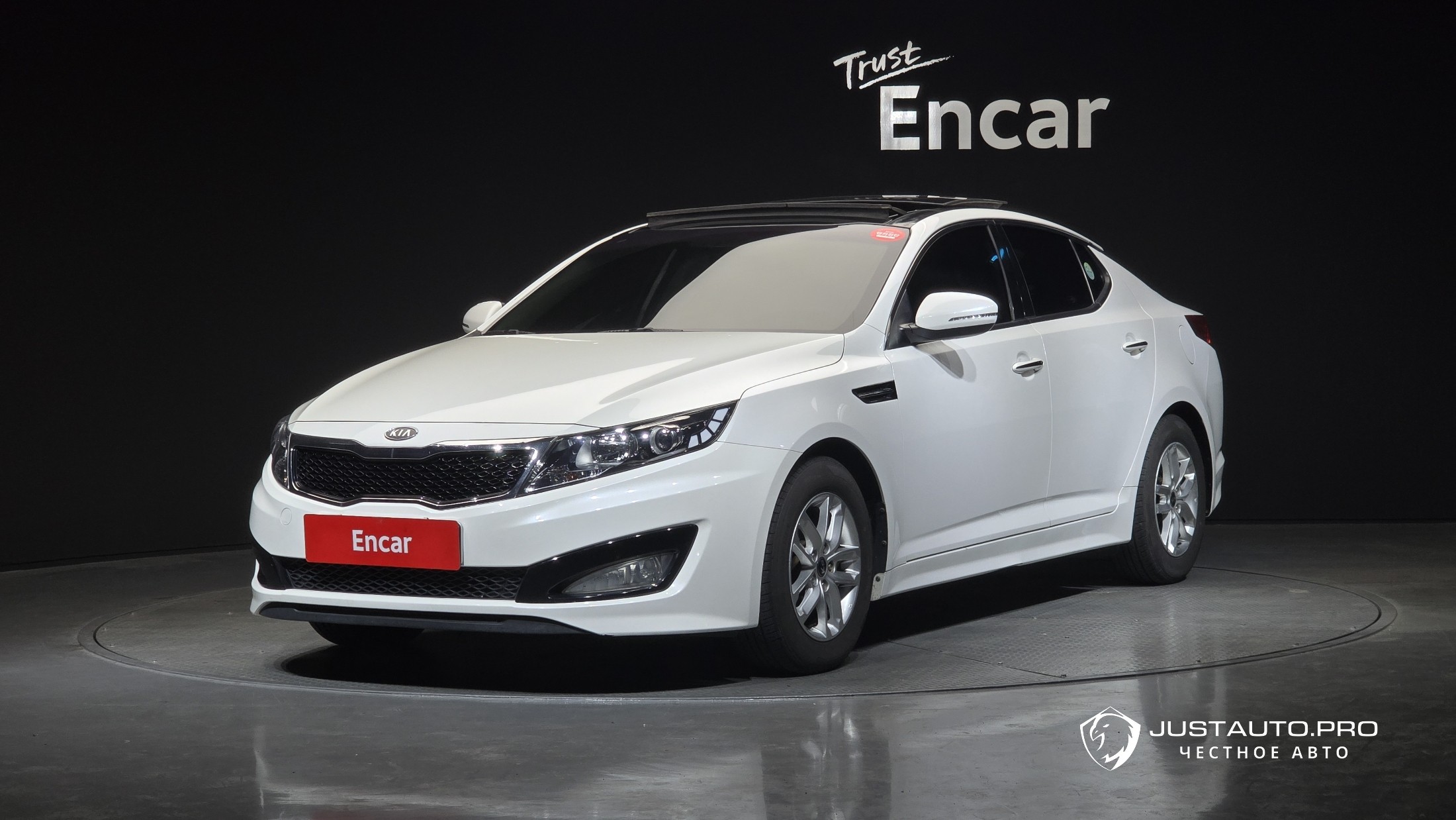 Автомобиль Kia K5