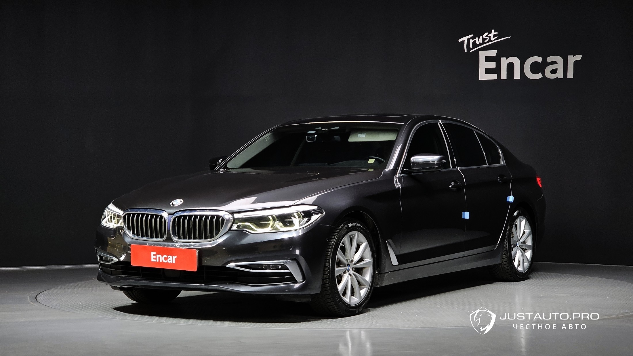 Автомобиль BMW 5-Series