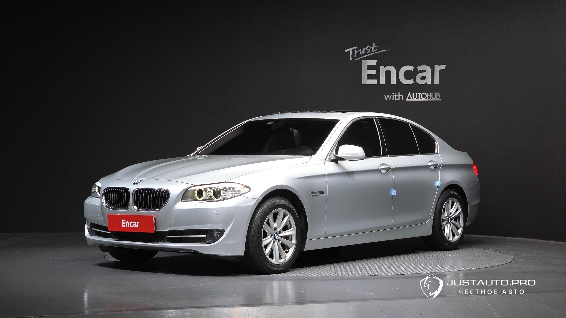 Автомобиль BMW 5-Series