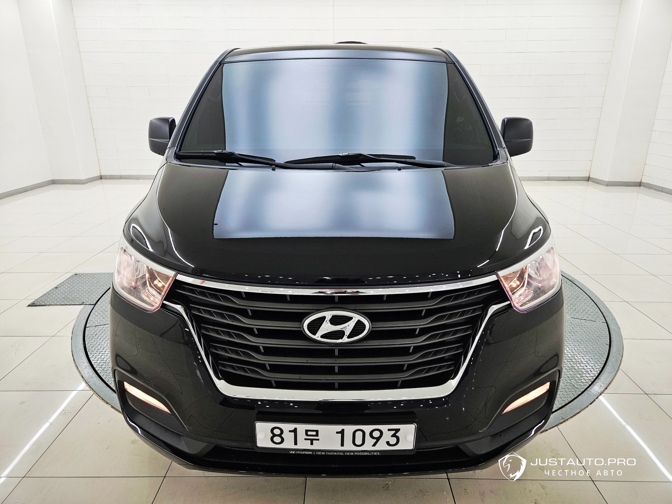 Автомобиль Hyundai Starex