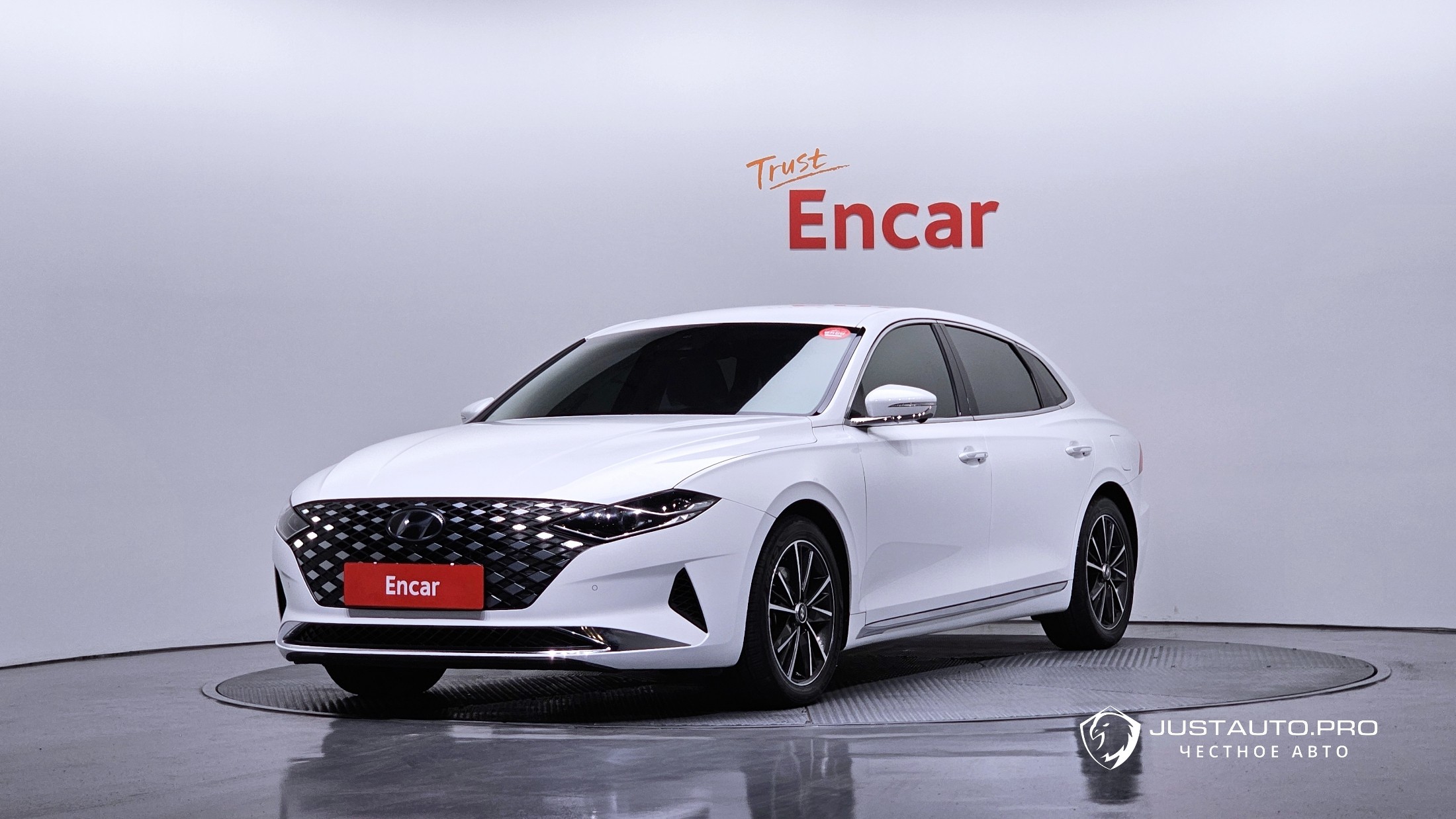 Автомобиль Hyundai Grandeur