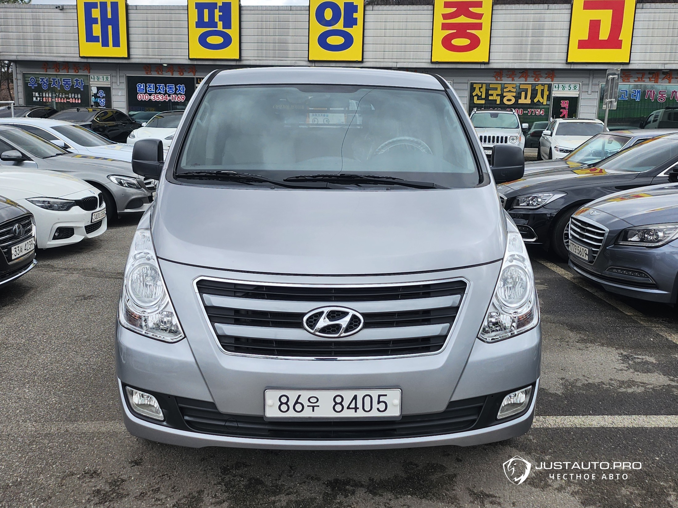 Автомобиль Hyundai Starex