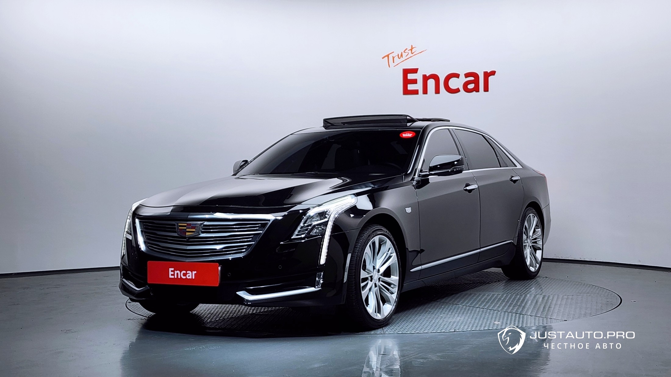 Автомобиль Cadillac CT6