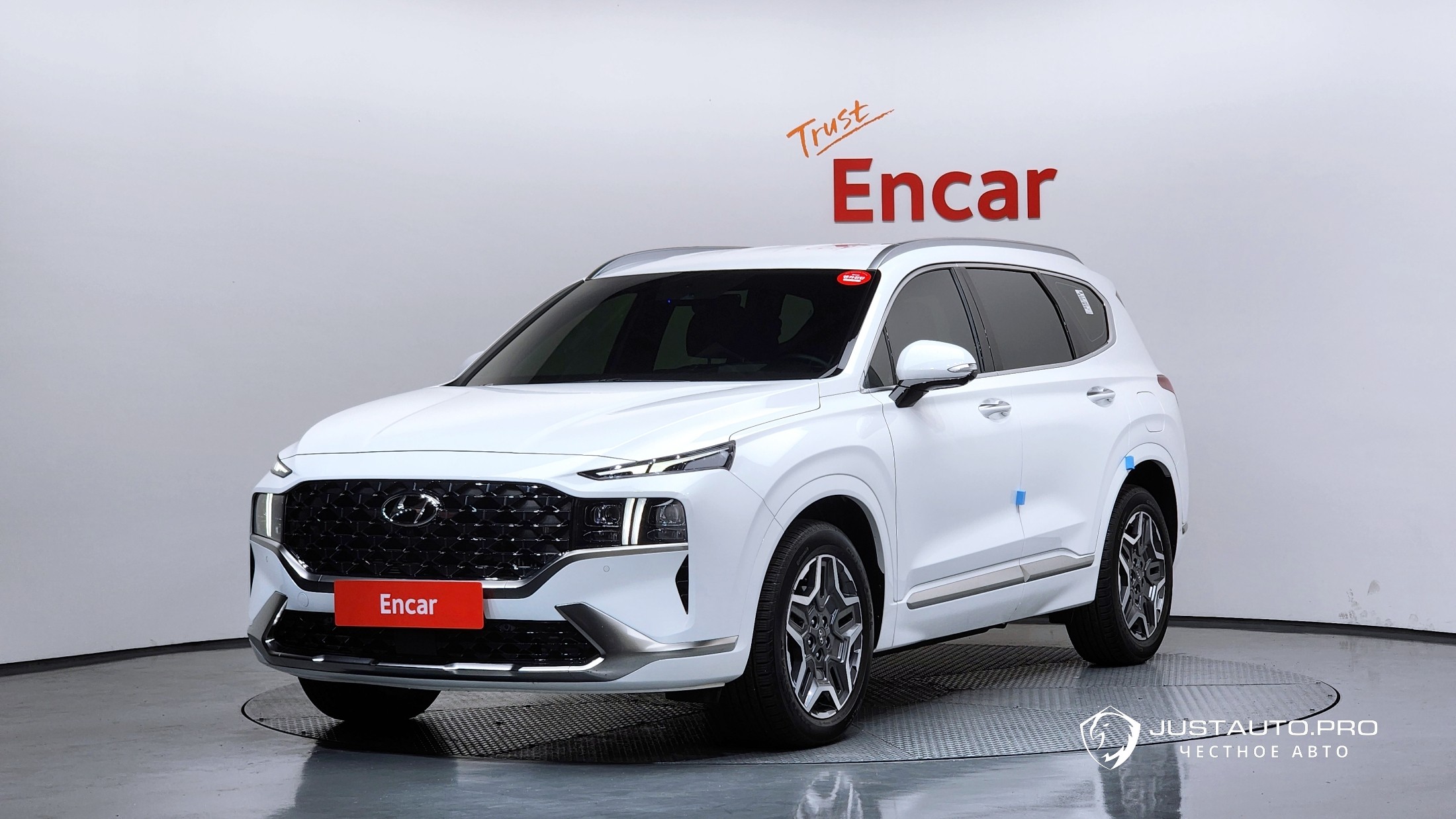 Автомобиль Hyundai Santafe