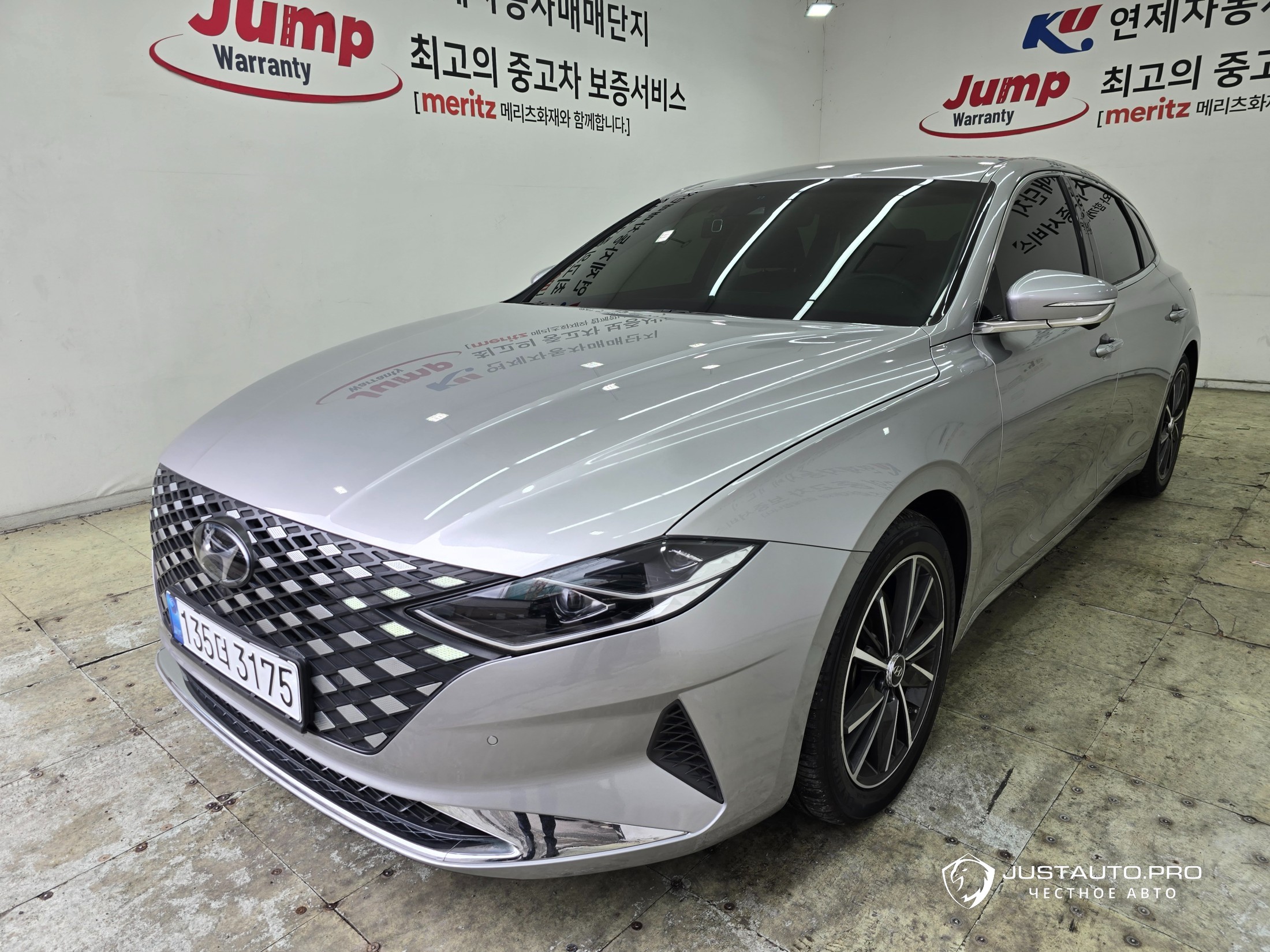 Автомобиль Hyundai Grandeur