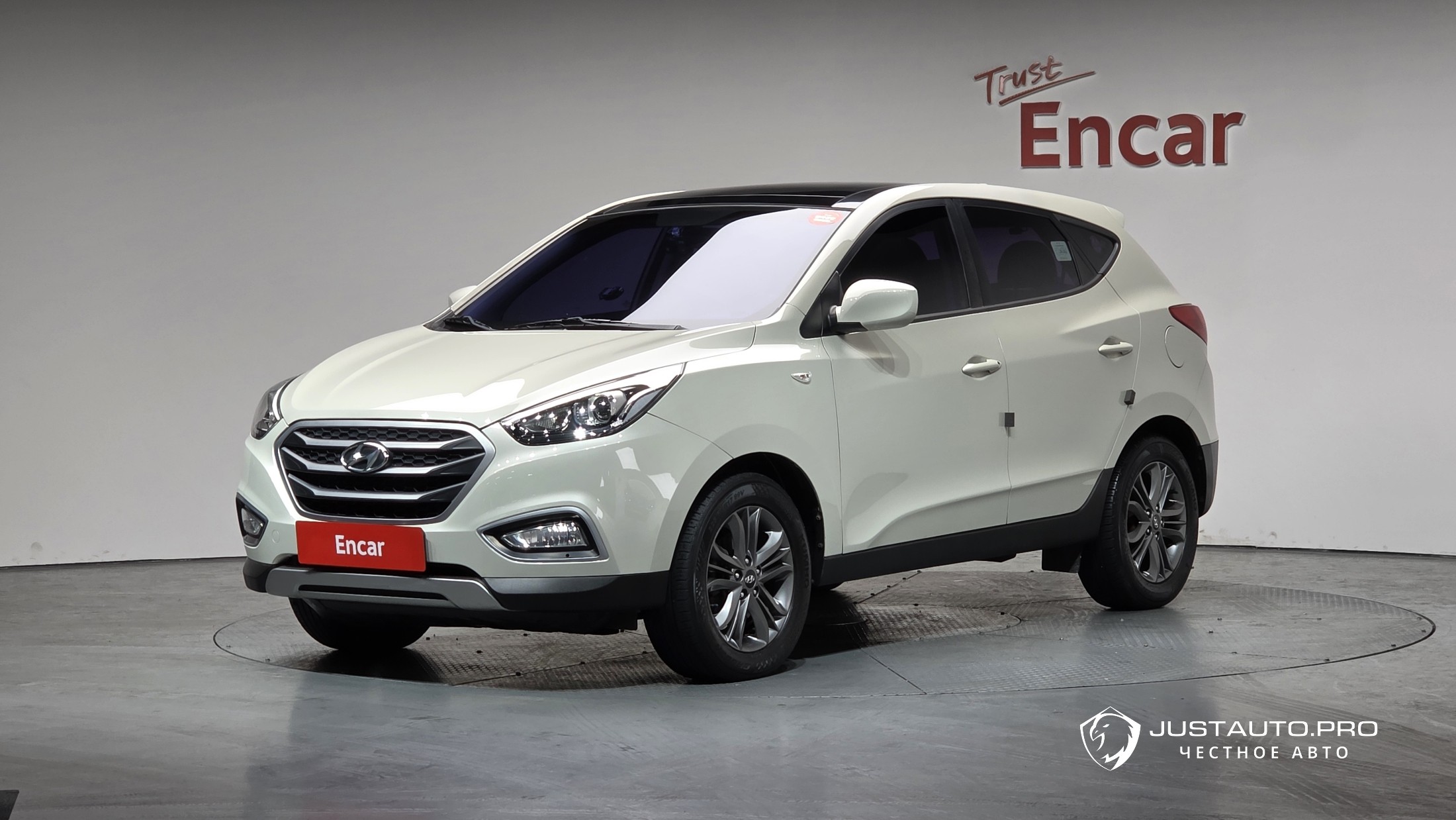 Автомобиль Hyundai Tucson