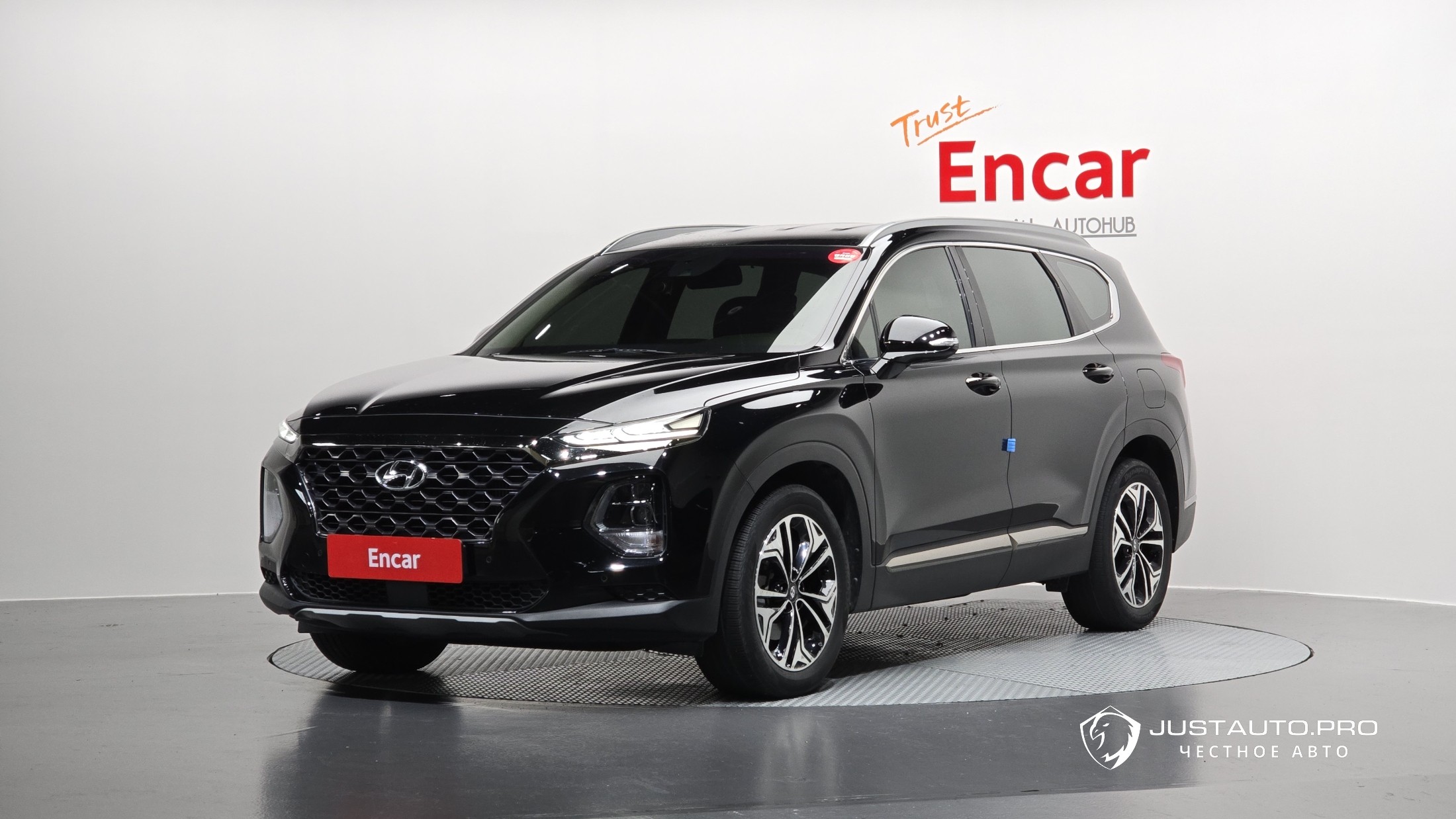 Автомобиль Hyundai Santafe