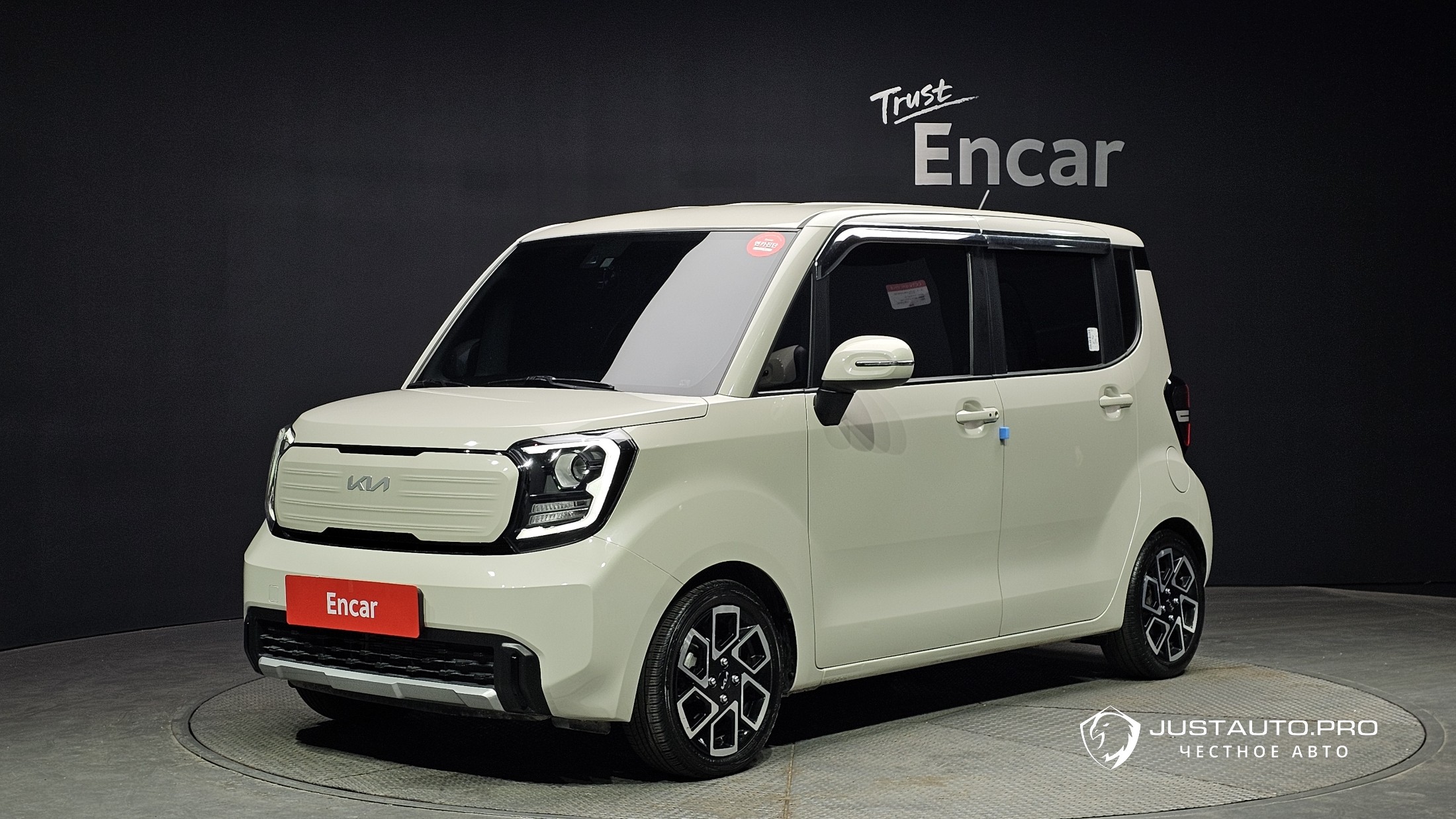 Автомобиль Kia RAY