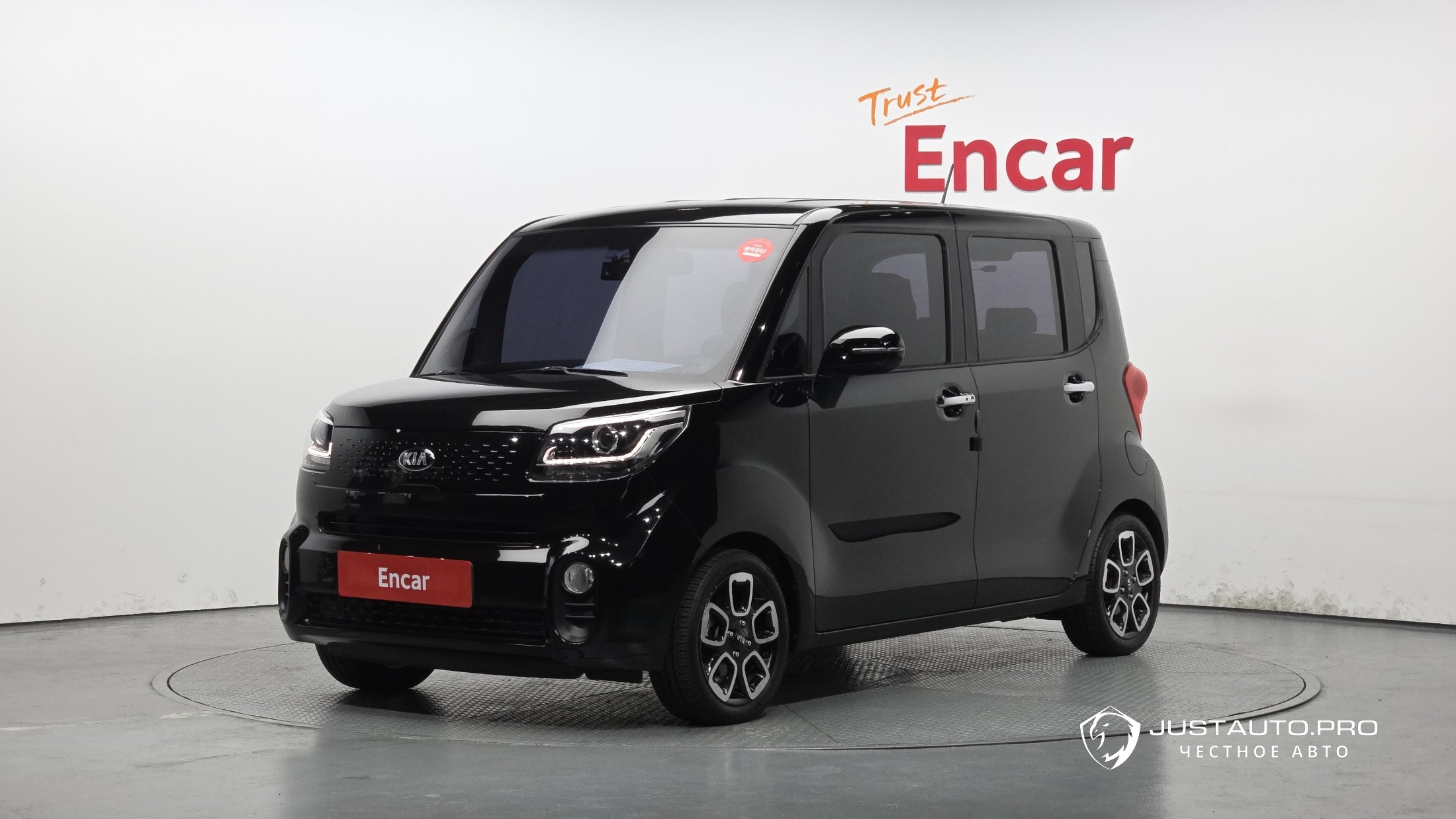 Автомобиль Kia RAY