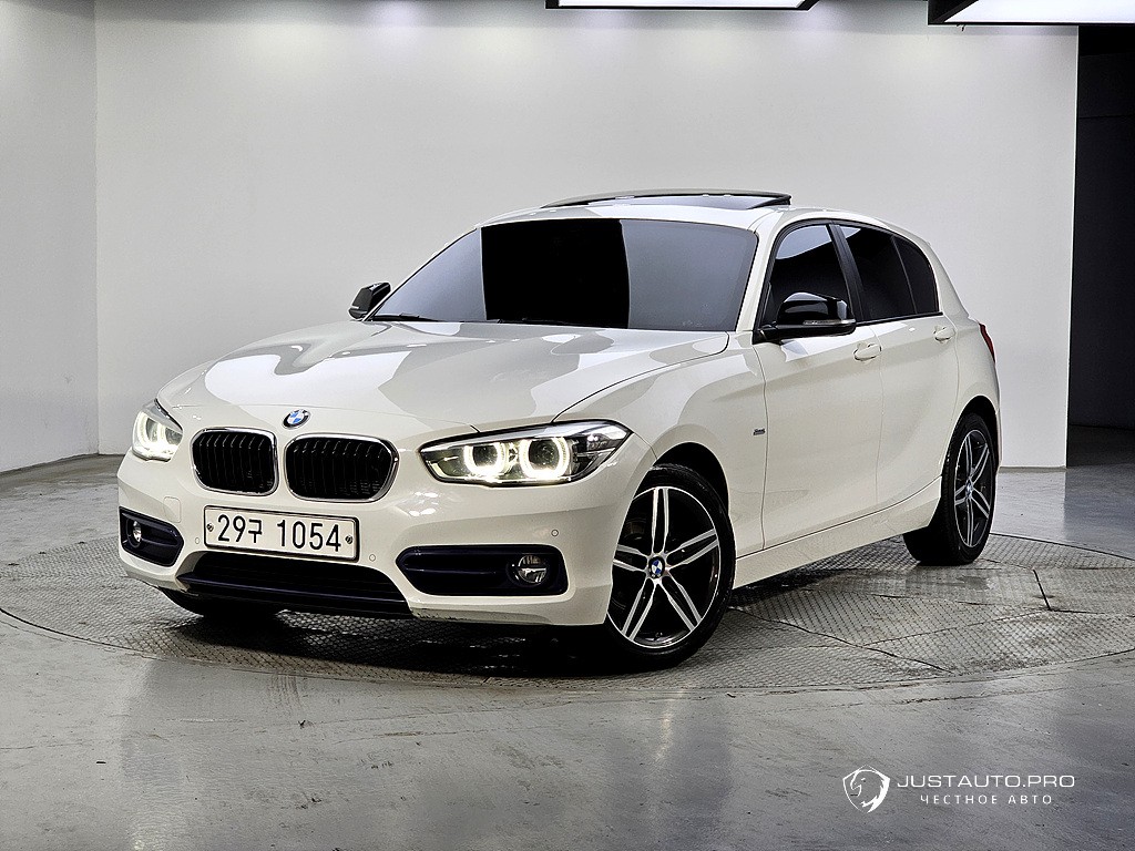 Автомобиль BMW 1-Series