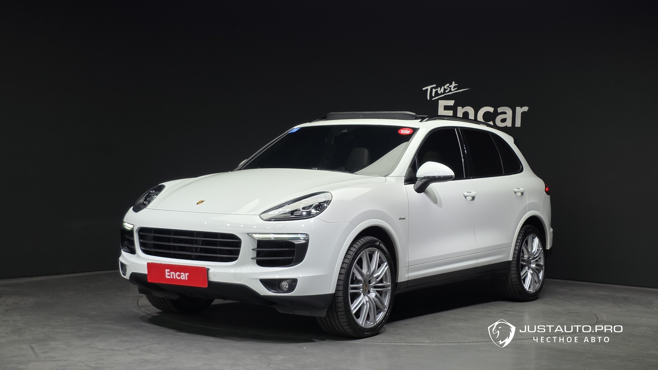 Автомобиль Porsche Cayenne