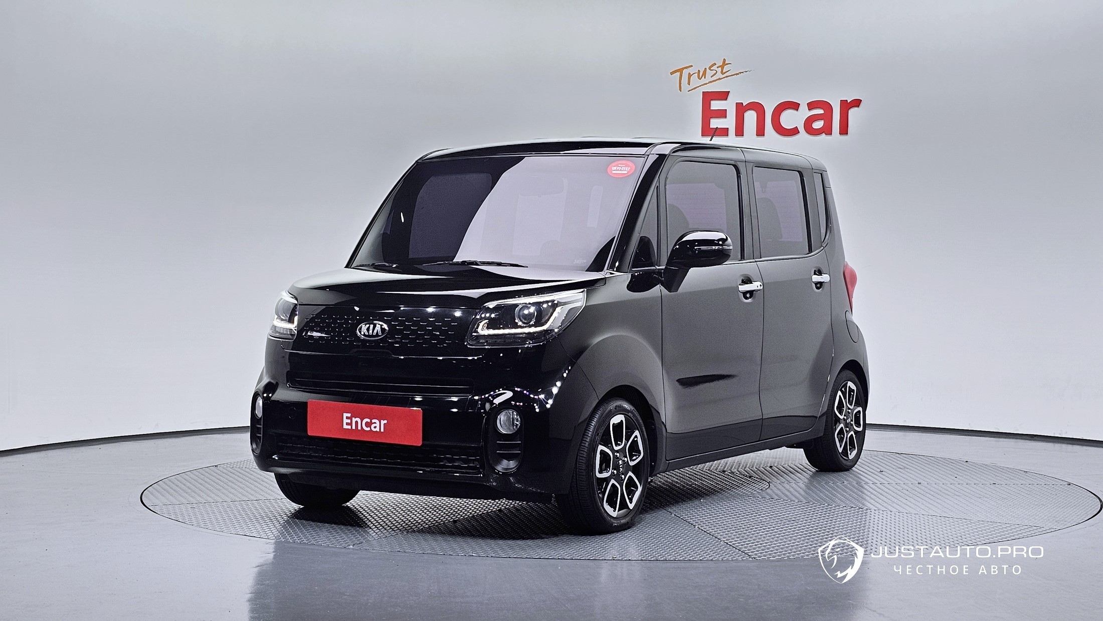 Автомобиль Kia RAY