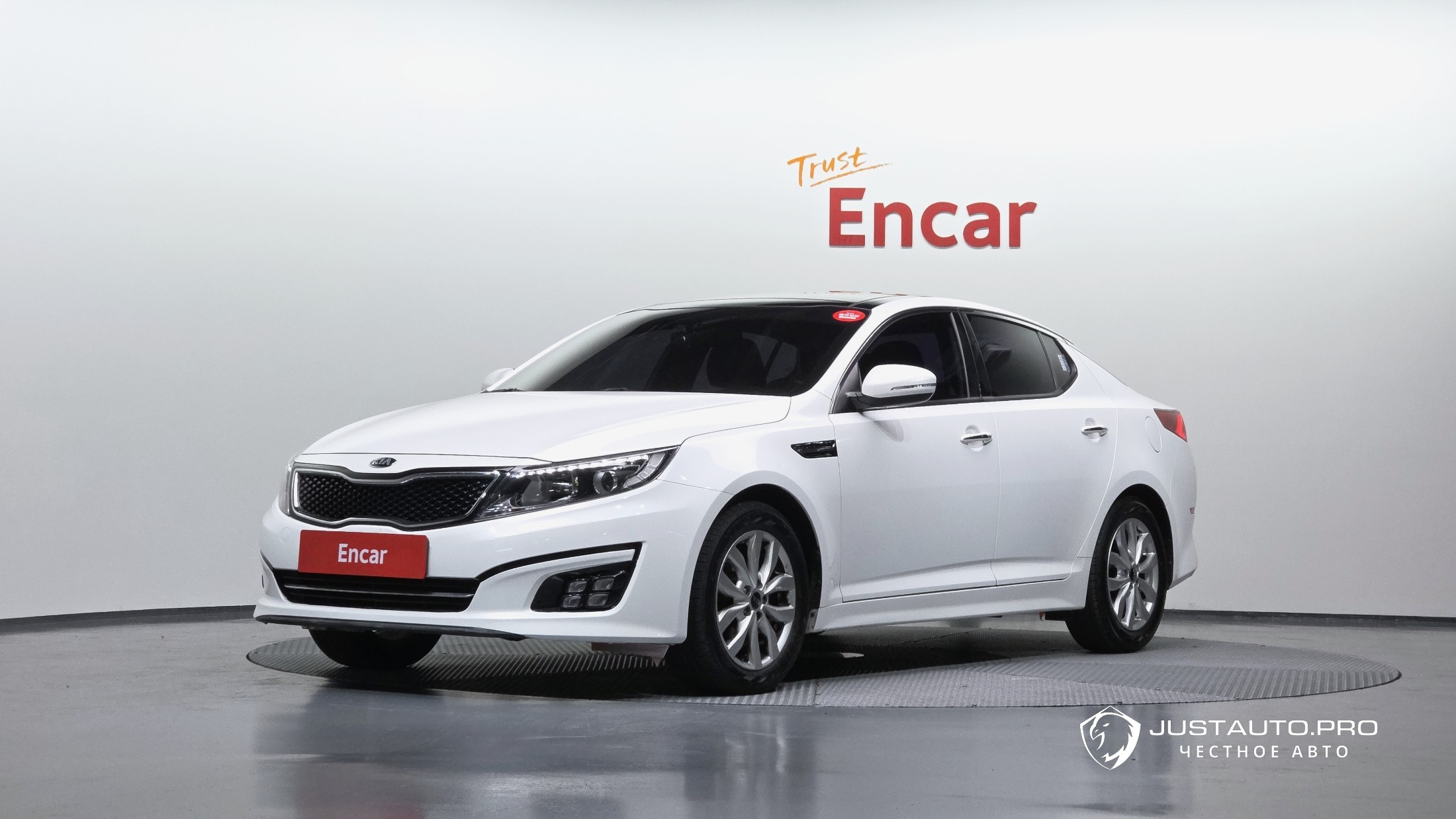 Автомобиль Kia K5