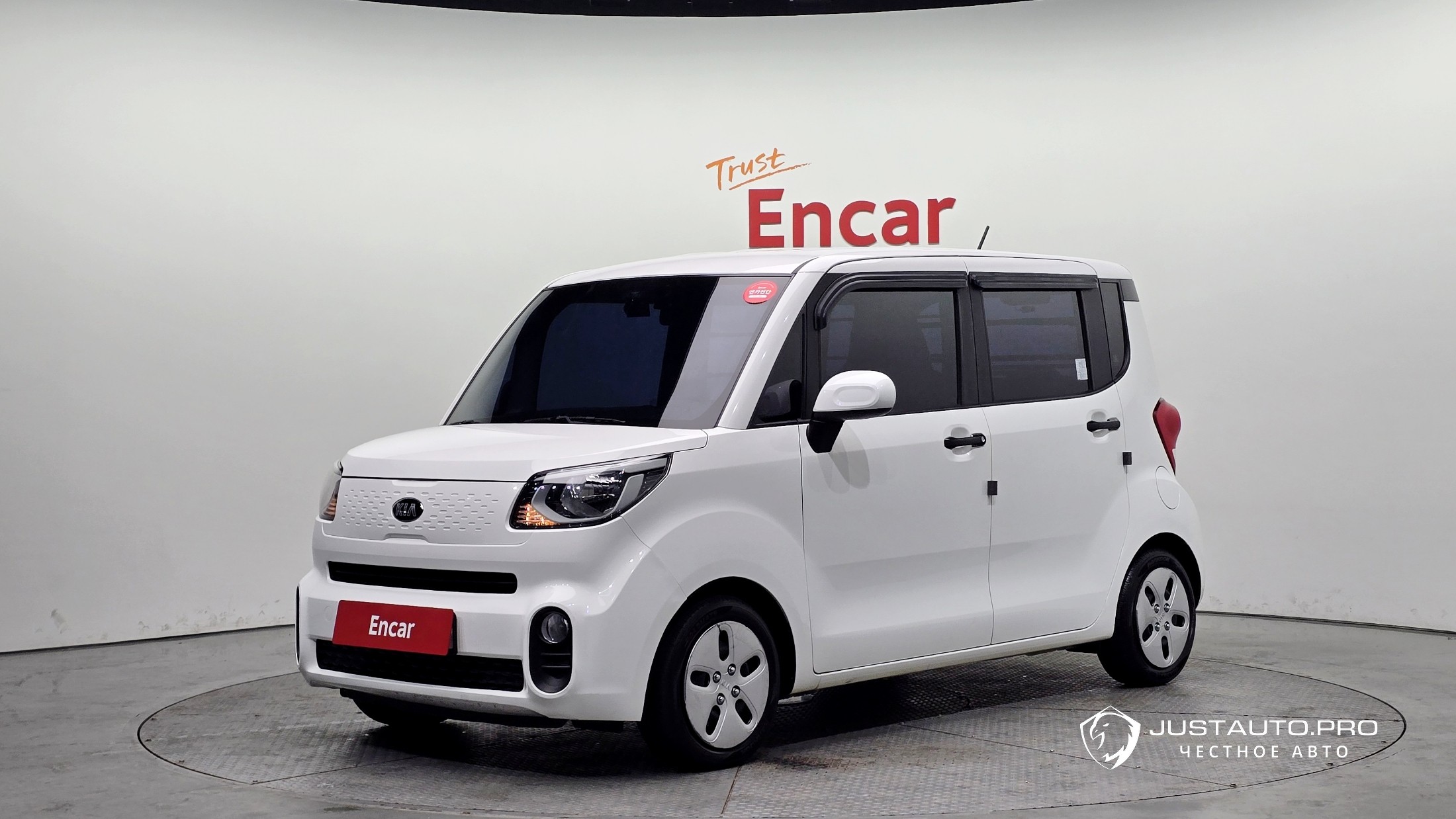 Автомобиль Kia RAY