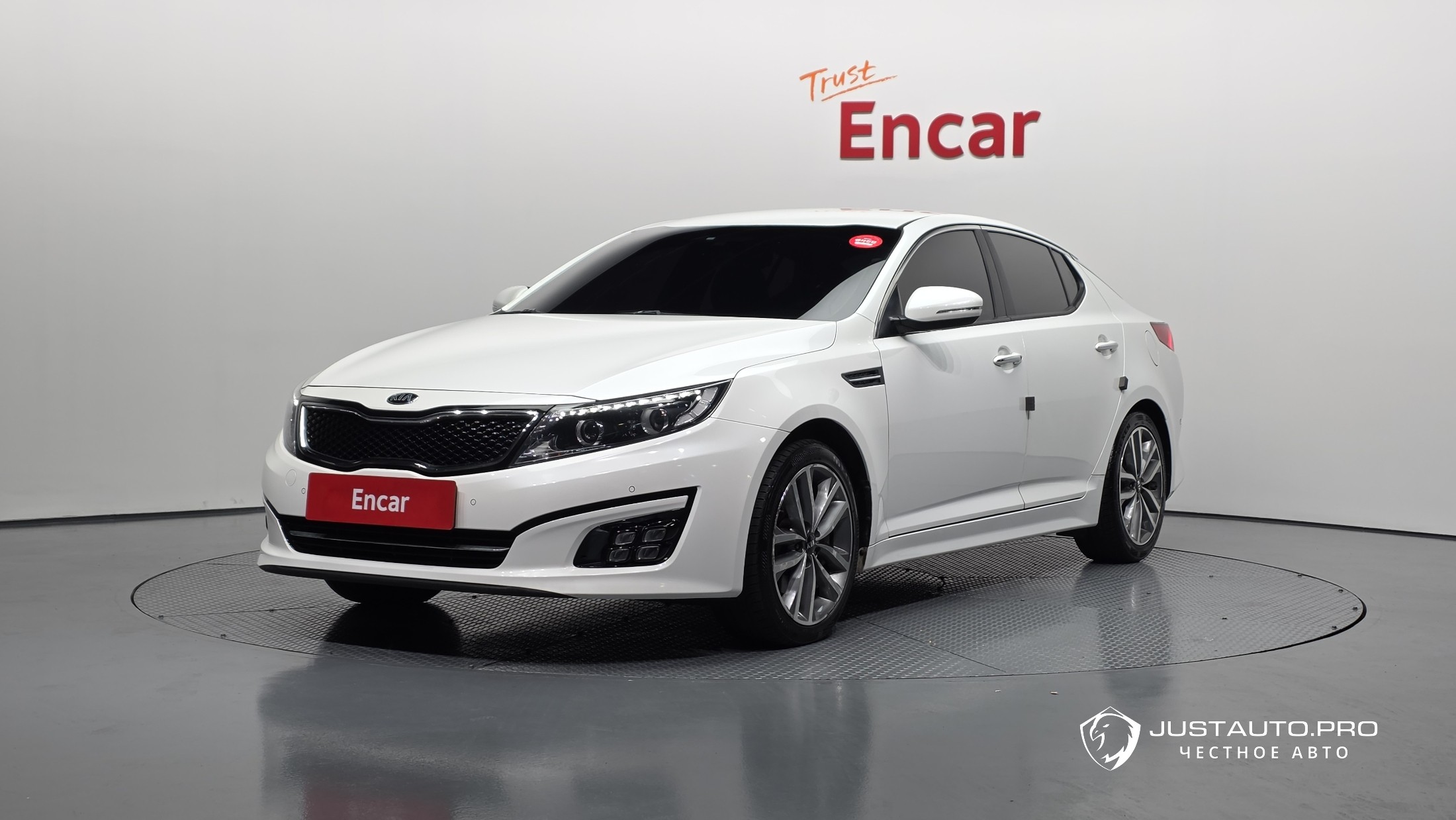 Автомобиль Kia K5