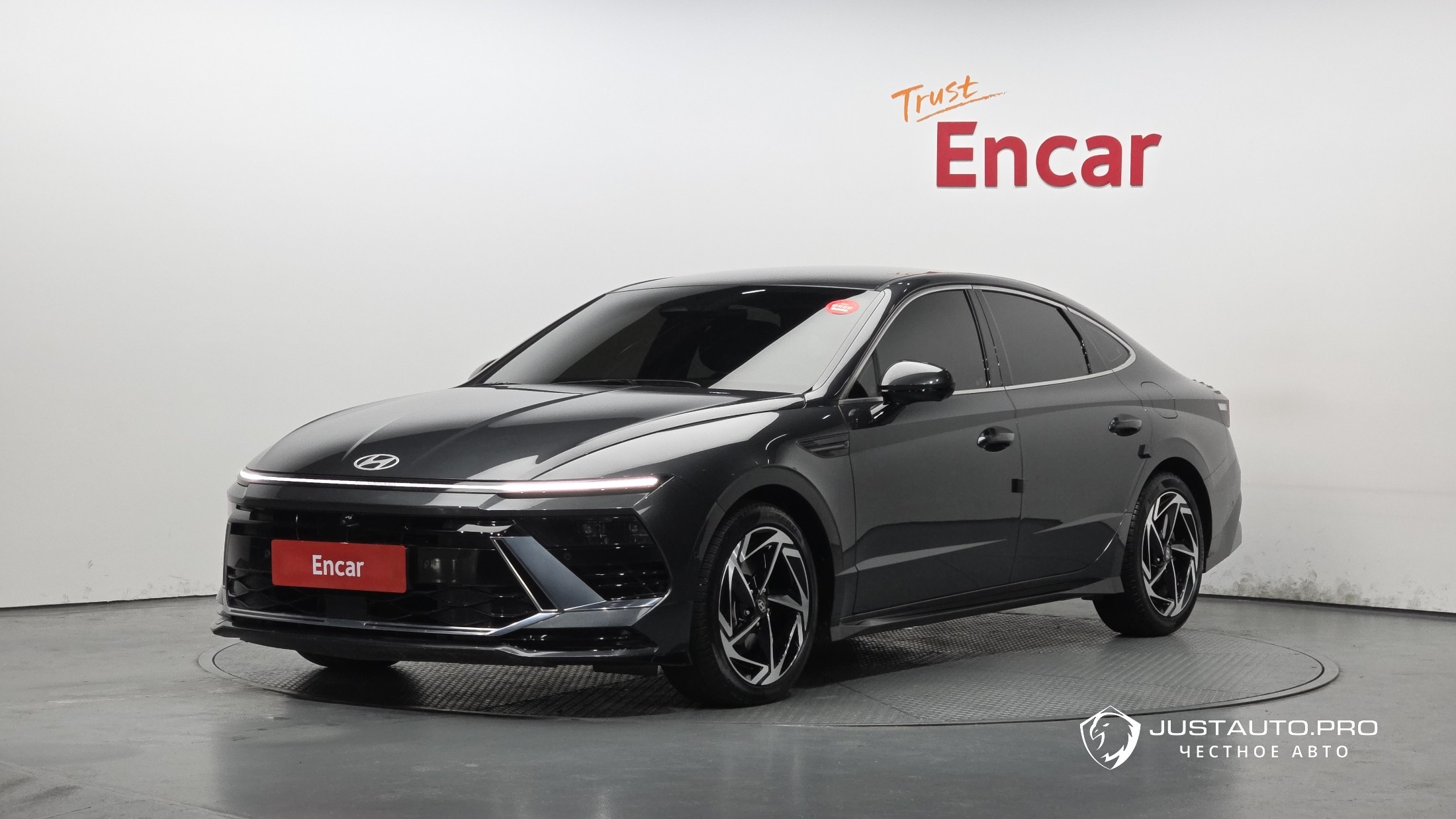 Автомобиль Hyundai Sonata