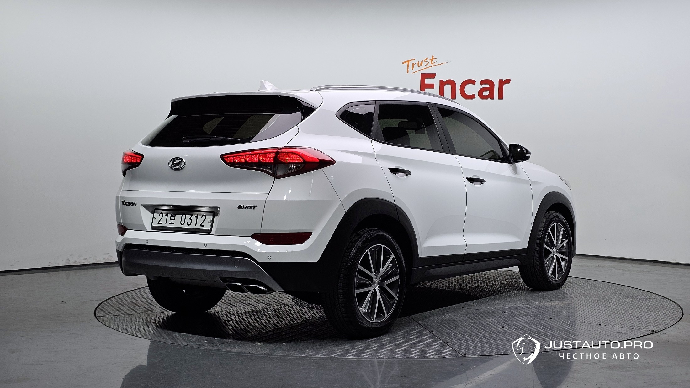 Автомобиль Hyundai Tucson