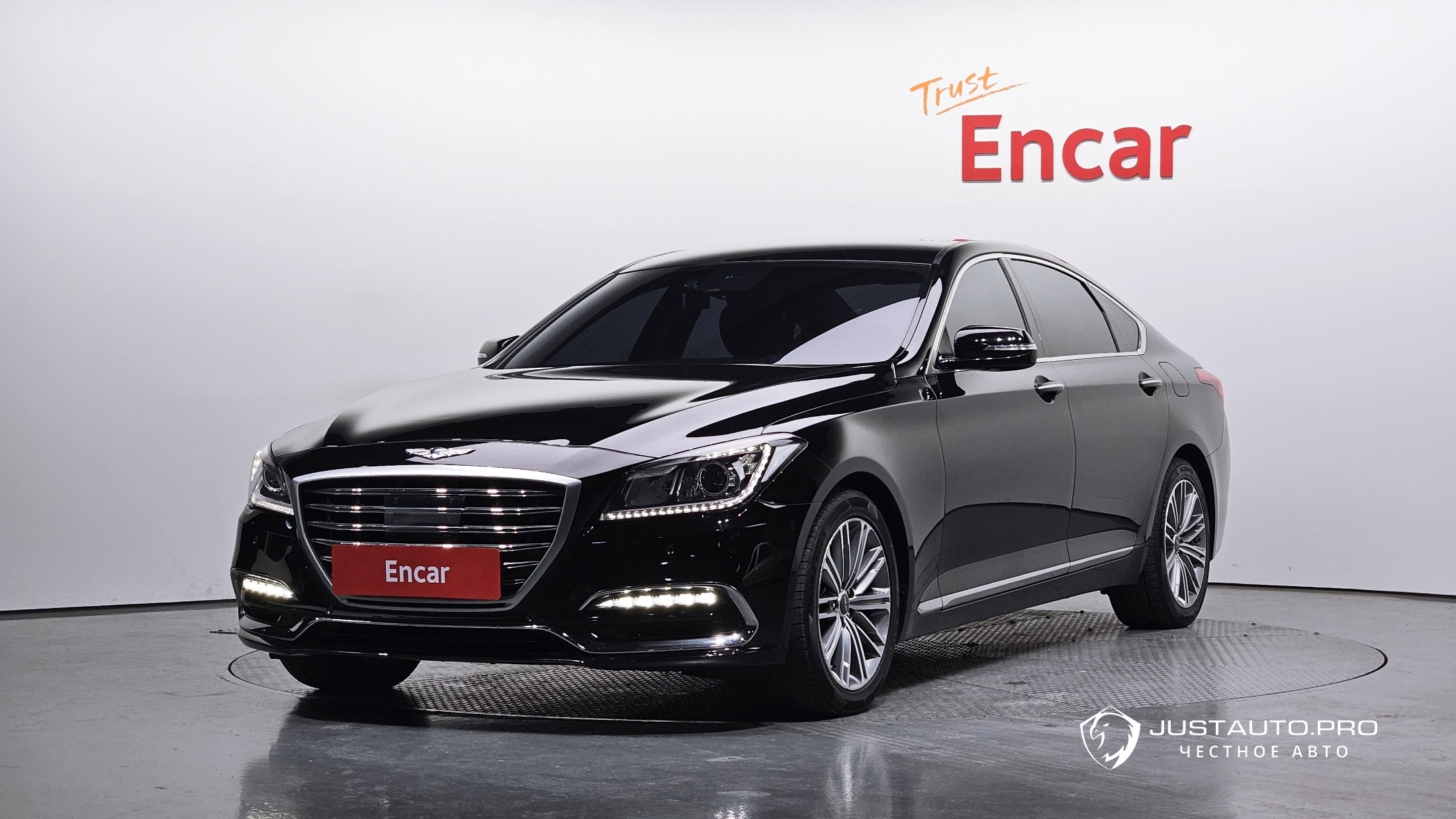 Автомобиль Genesis G80