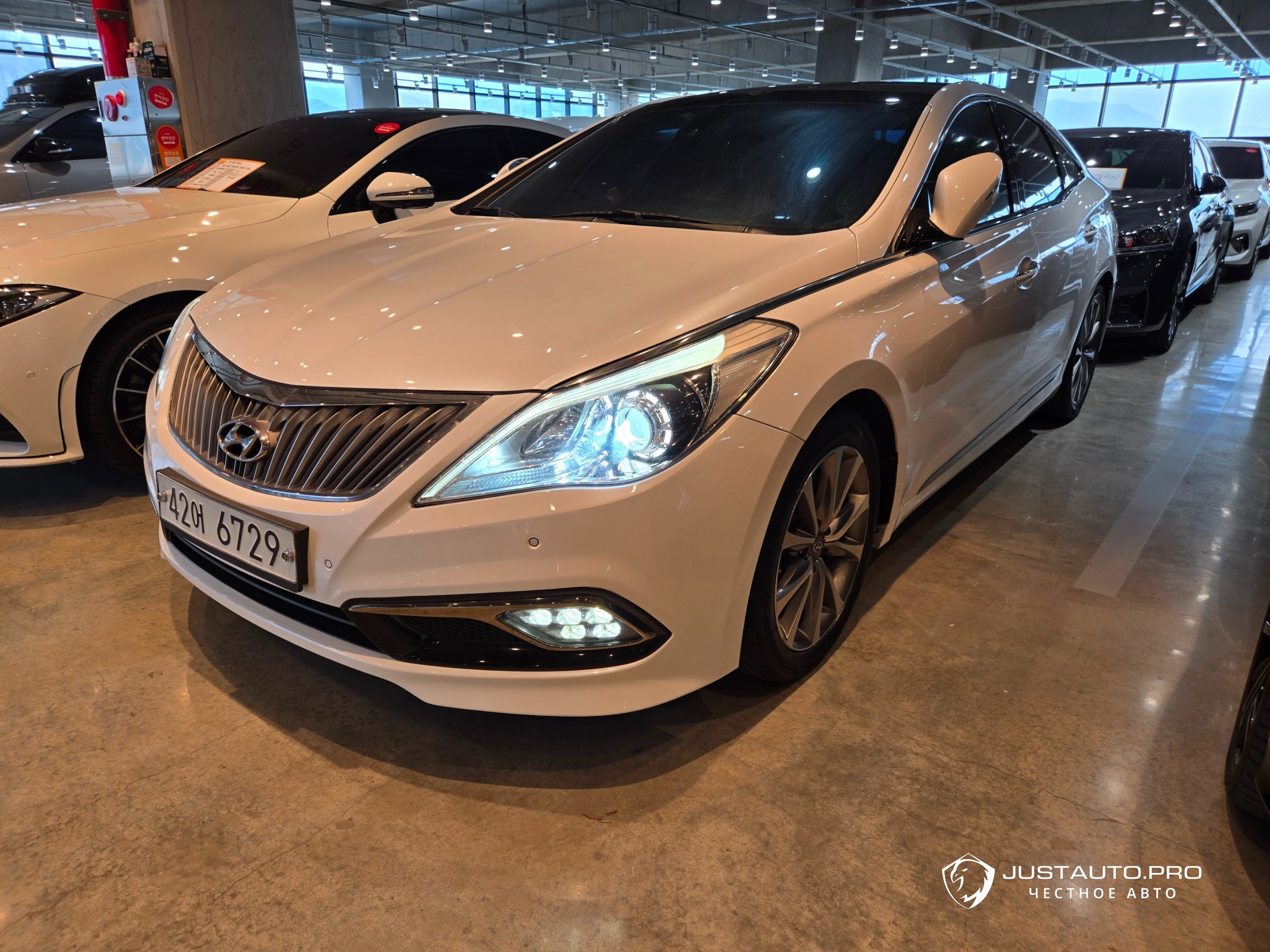 Автомобиль Hyundai Grandeur