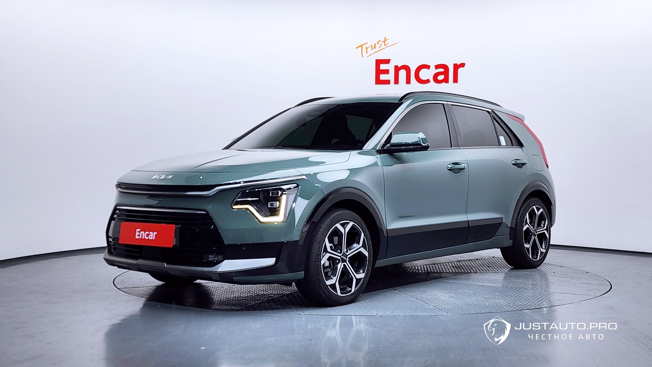 Автомобиль Kia Niro
