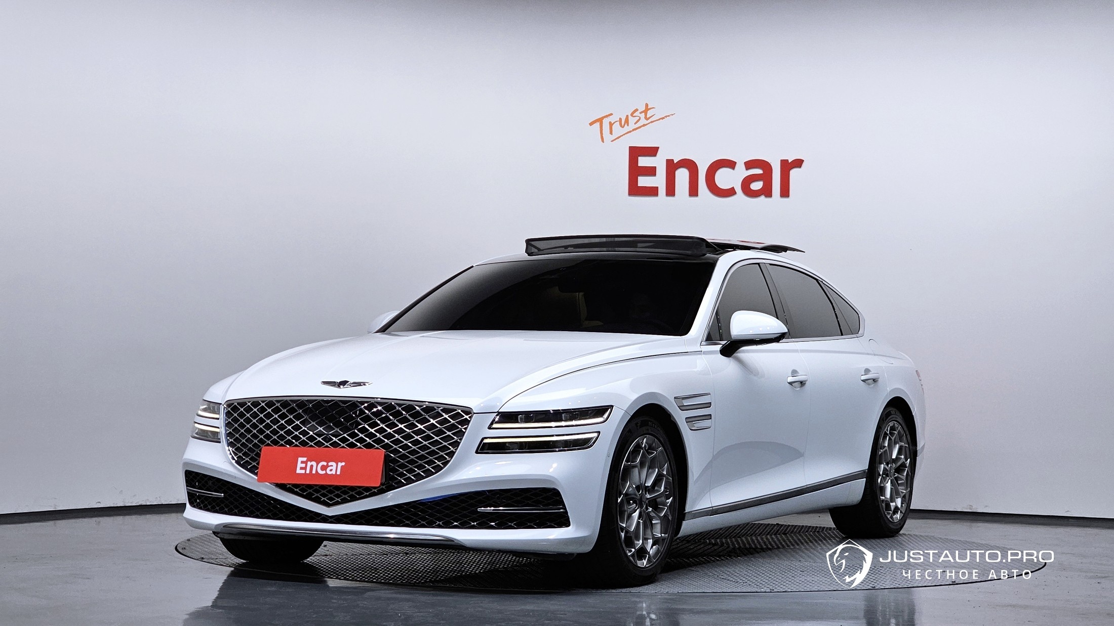 Автомобиль Genesis G80