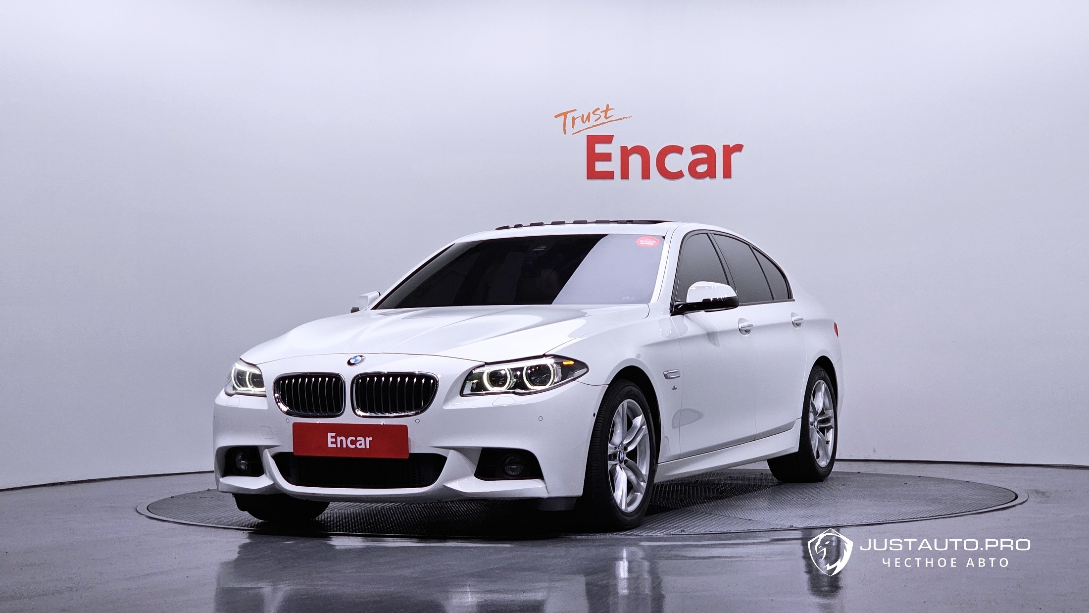 Автомобиль BMW 5-Series