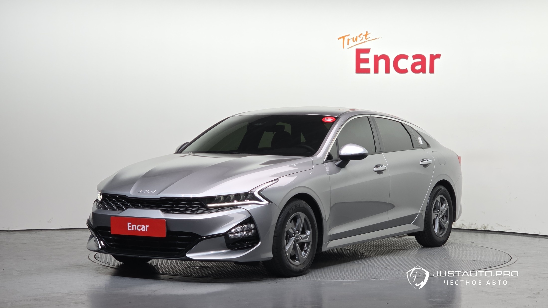 Автомобиль Kia K5