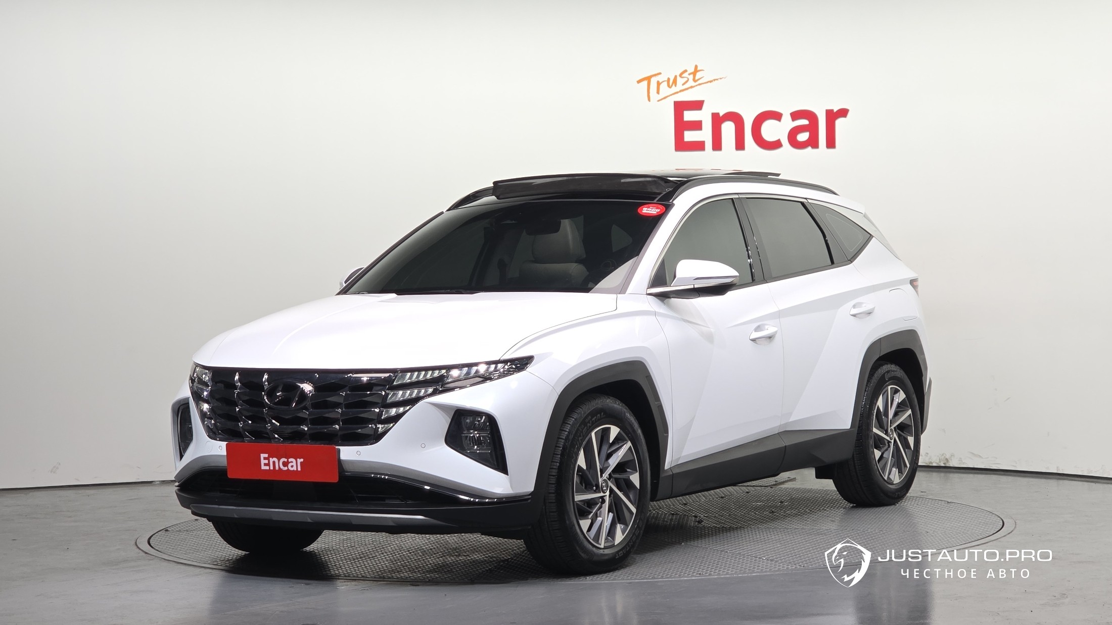 Автомобиль Hyundai Tucson