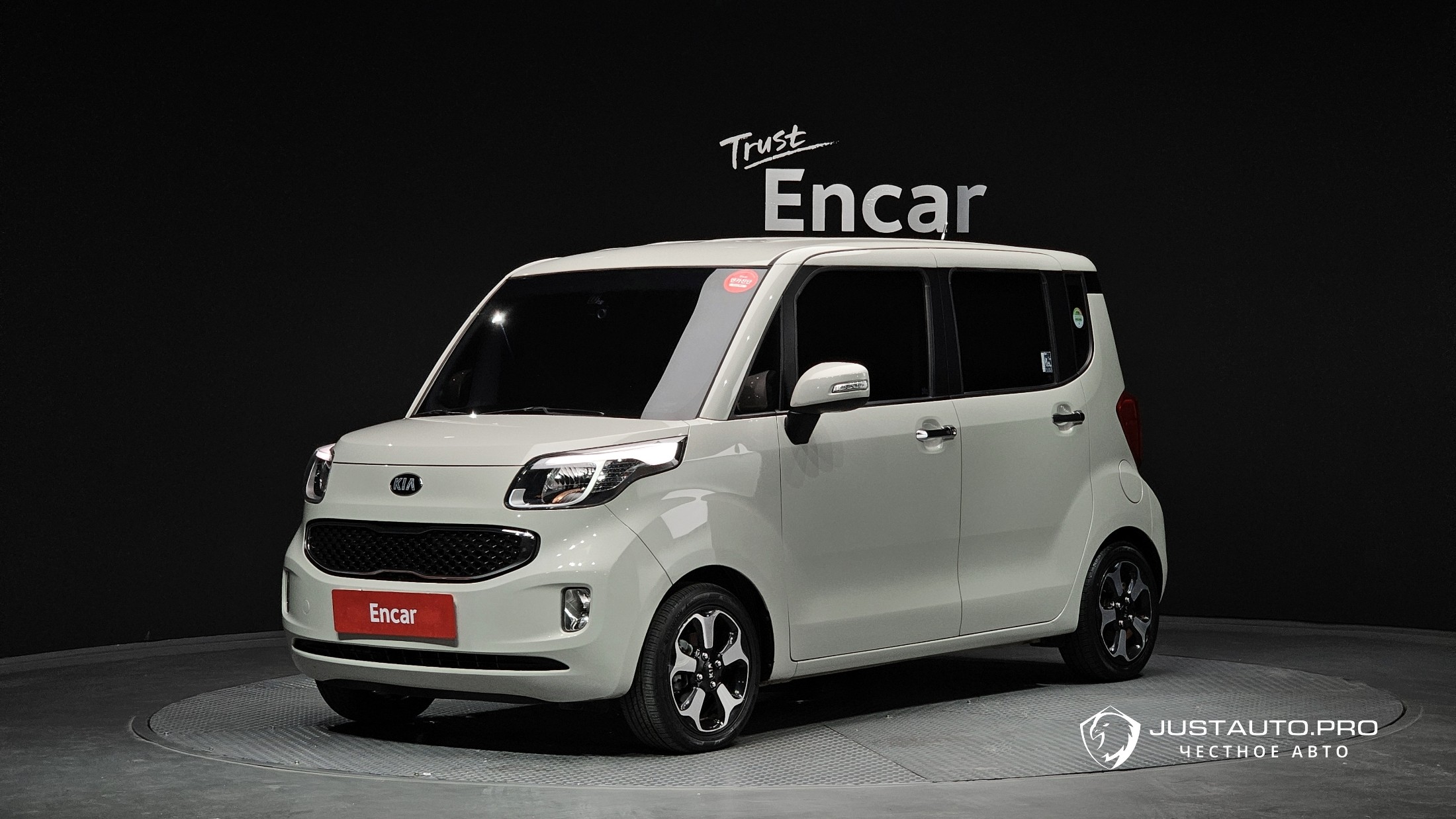 Автомобиль Kia RAY