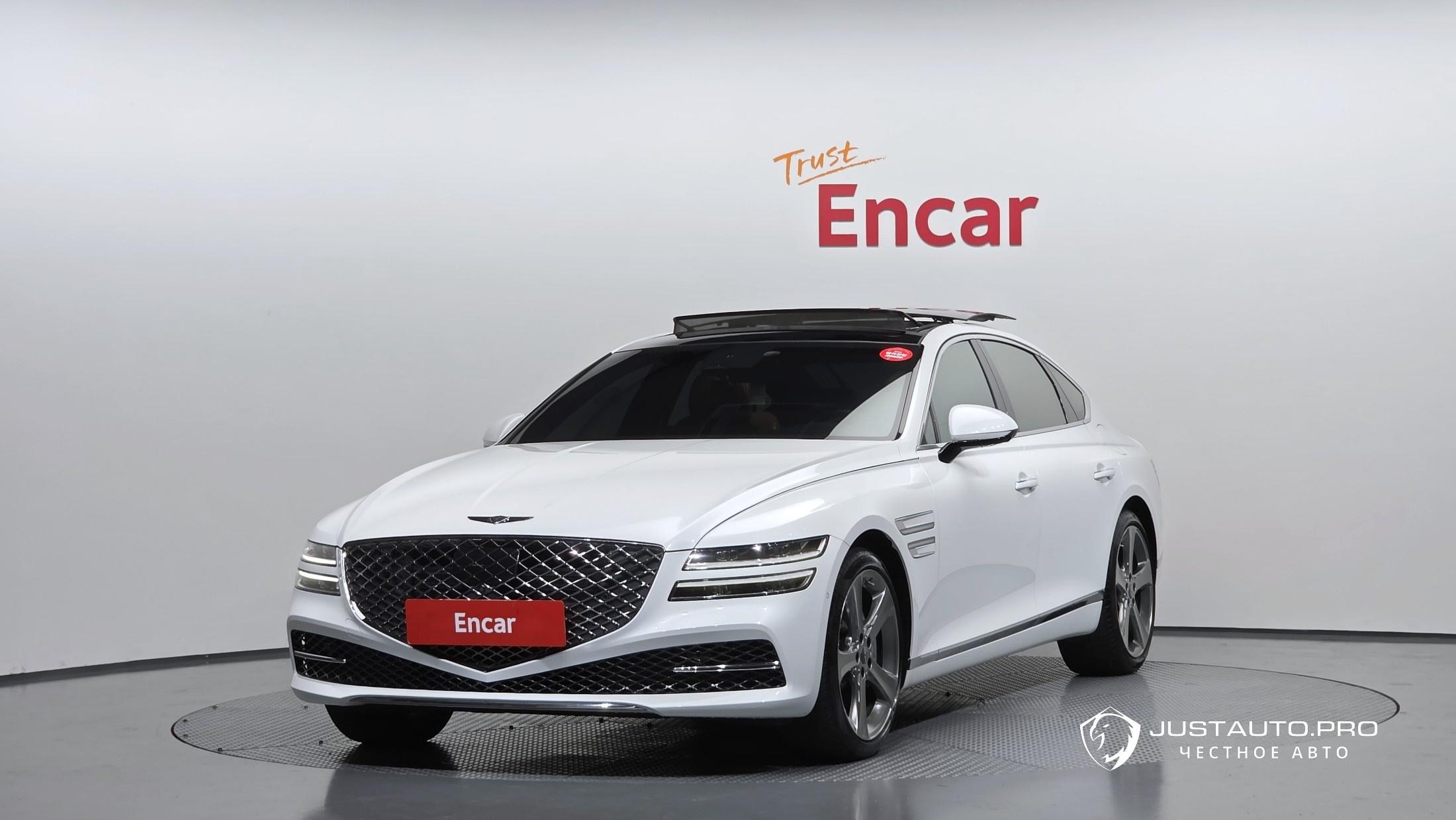 Автомобиль Genesis G80