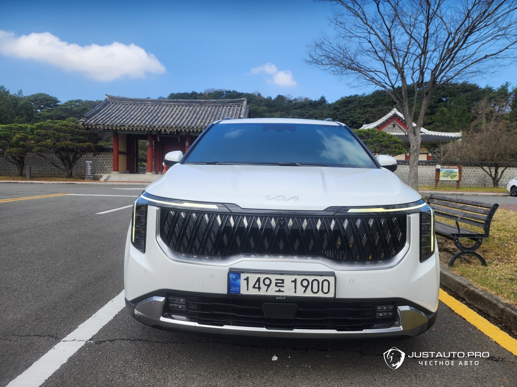 Автомобиль Kia Canival