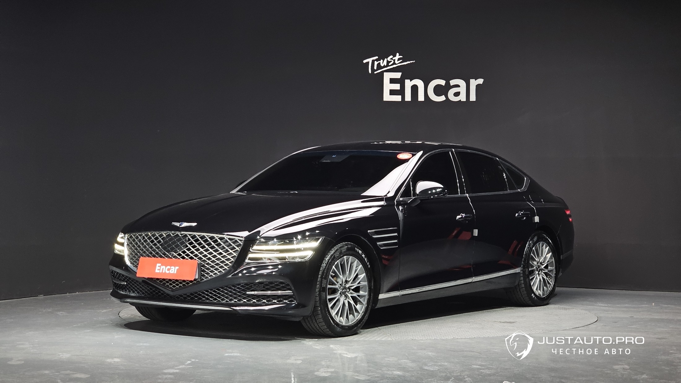 Автомобиль Genesis G80