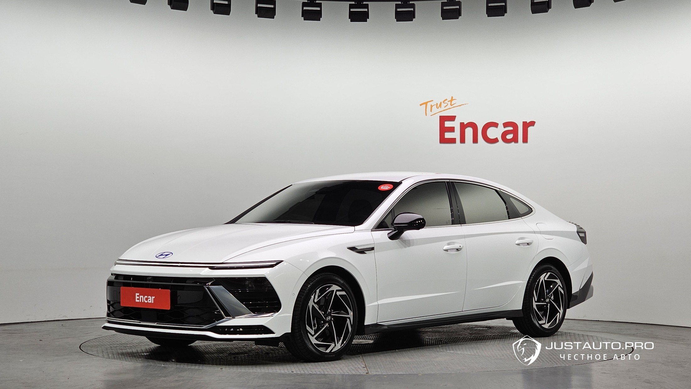 Автомобиль Hyundai Sonata